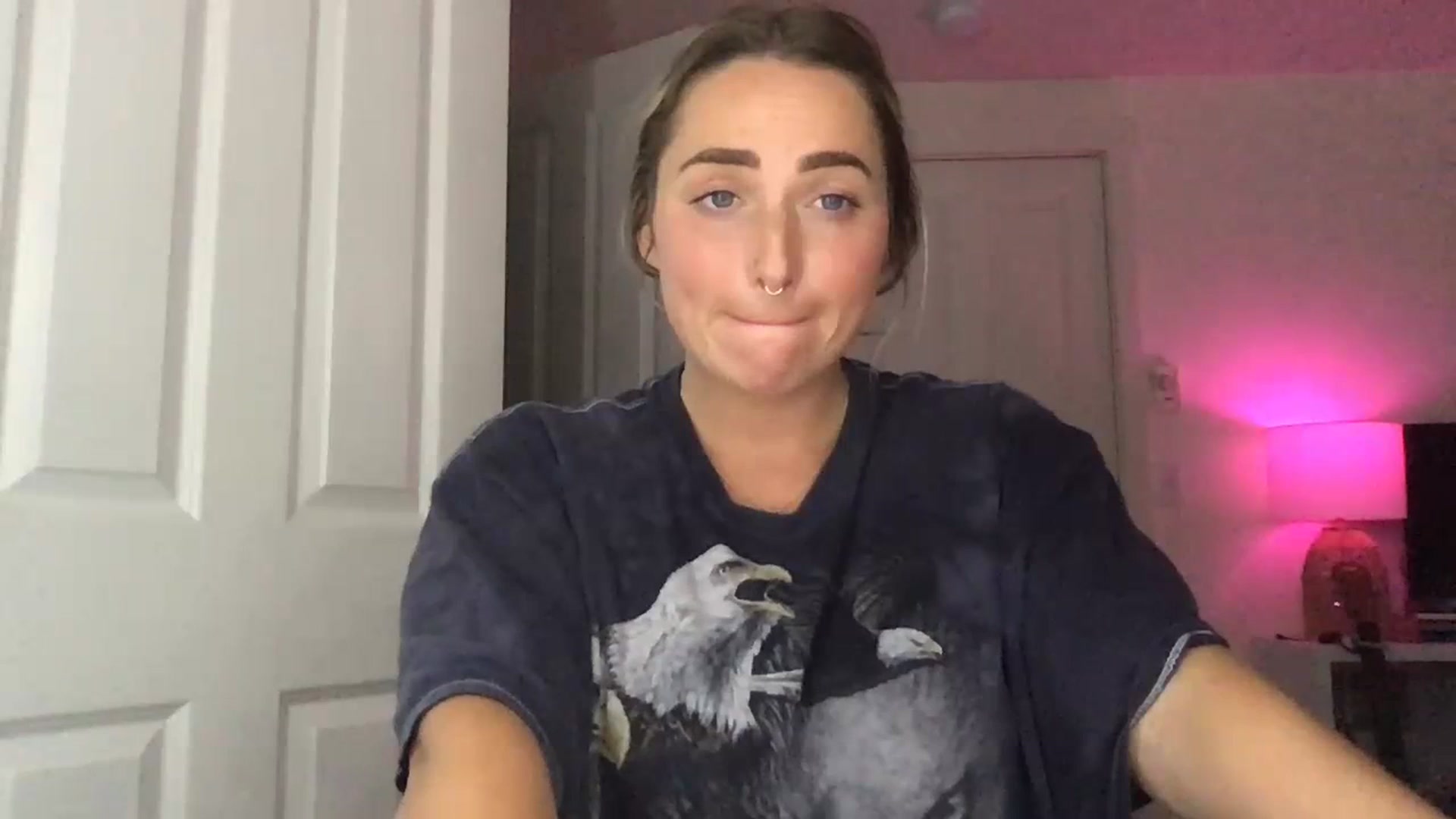 Gallery image thumbnail from OliviaQuinnn's myfreecams stream on, 07/18/2023, 03:59 image 13 of 20