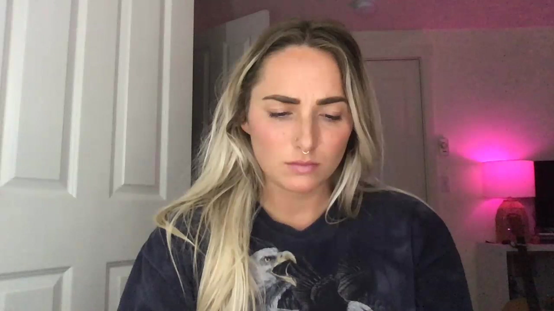 Gallery image thumbnail from OliviaQuinnn's myfreecams stream on, 07/18/2023, 03:59 image 18 of 20