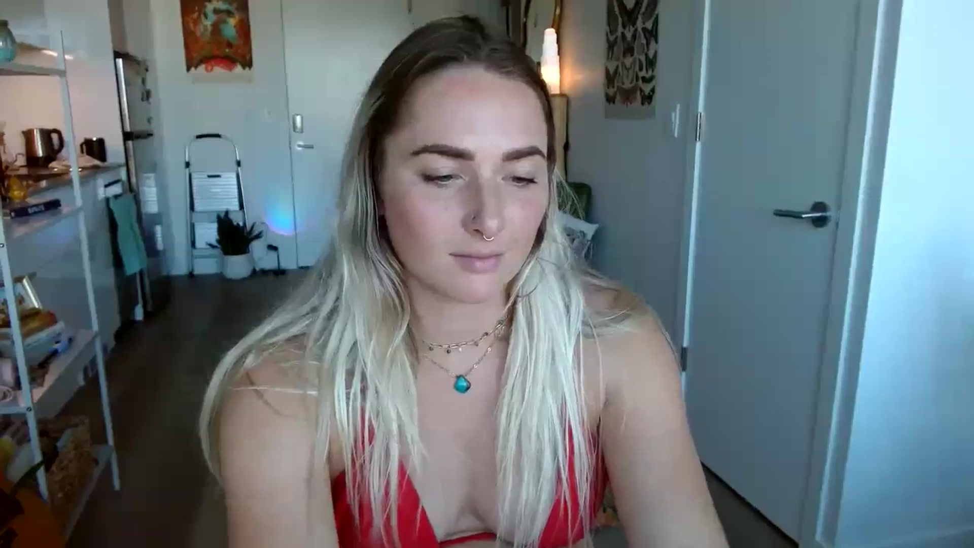 Gallery image thumbnail from OliviaQuinnn's myfreecams stream on, 09/12/2023, 01:33 image 15 of 20