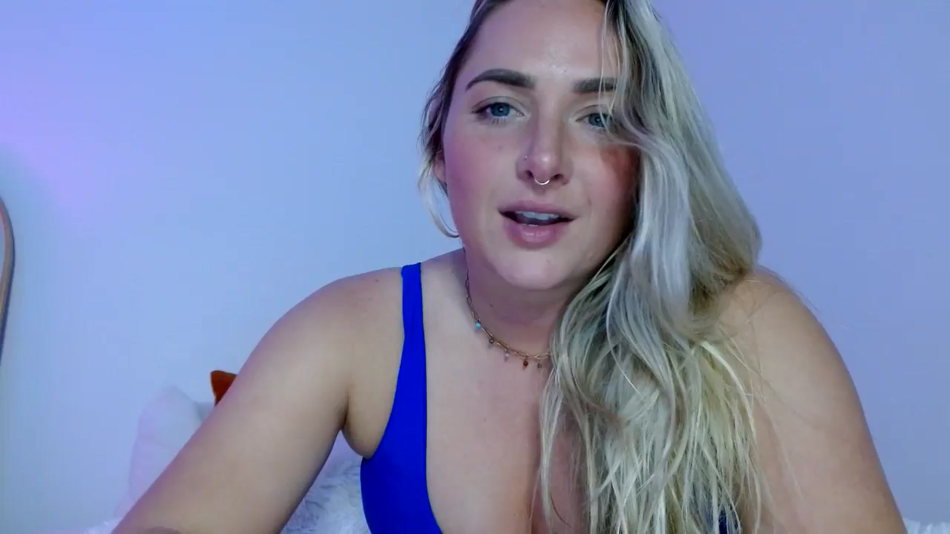 Gallery image thumbnail from OliviaQuinnn's myfreecams stream on, 01/13/2024, 08:44 image 9 of 20