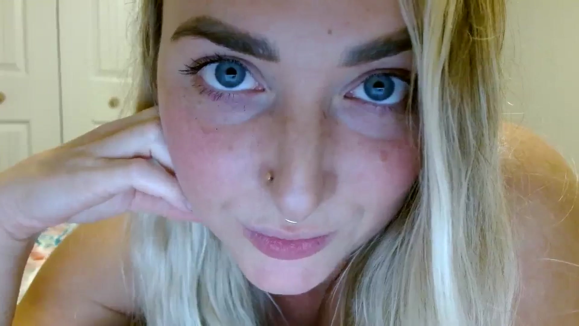 Gallery image thumbnail from OliviaQuinnn's myfreecams stream on, 02/02/2024, 04:53 image 8 of 20