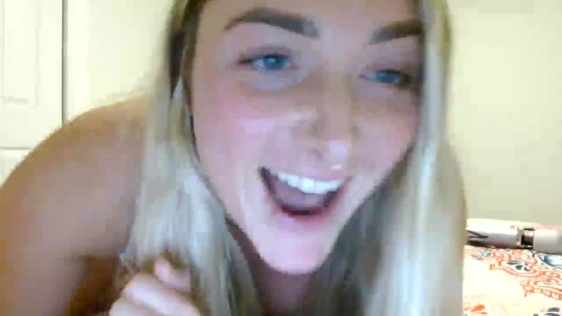Gallery image thumbnail from OliviaQuinnn's myfreecams stream on, 02/02/2024, 04:53 image 12 of 20
