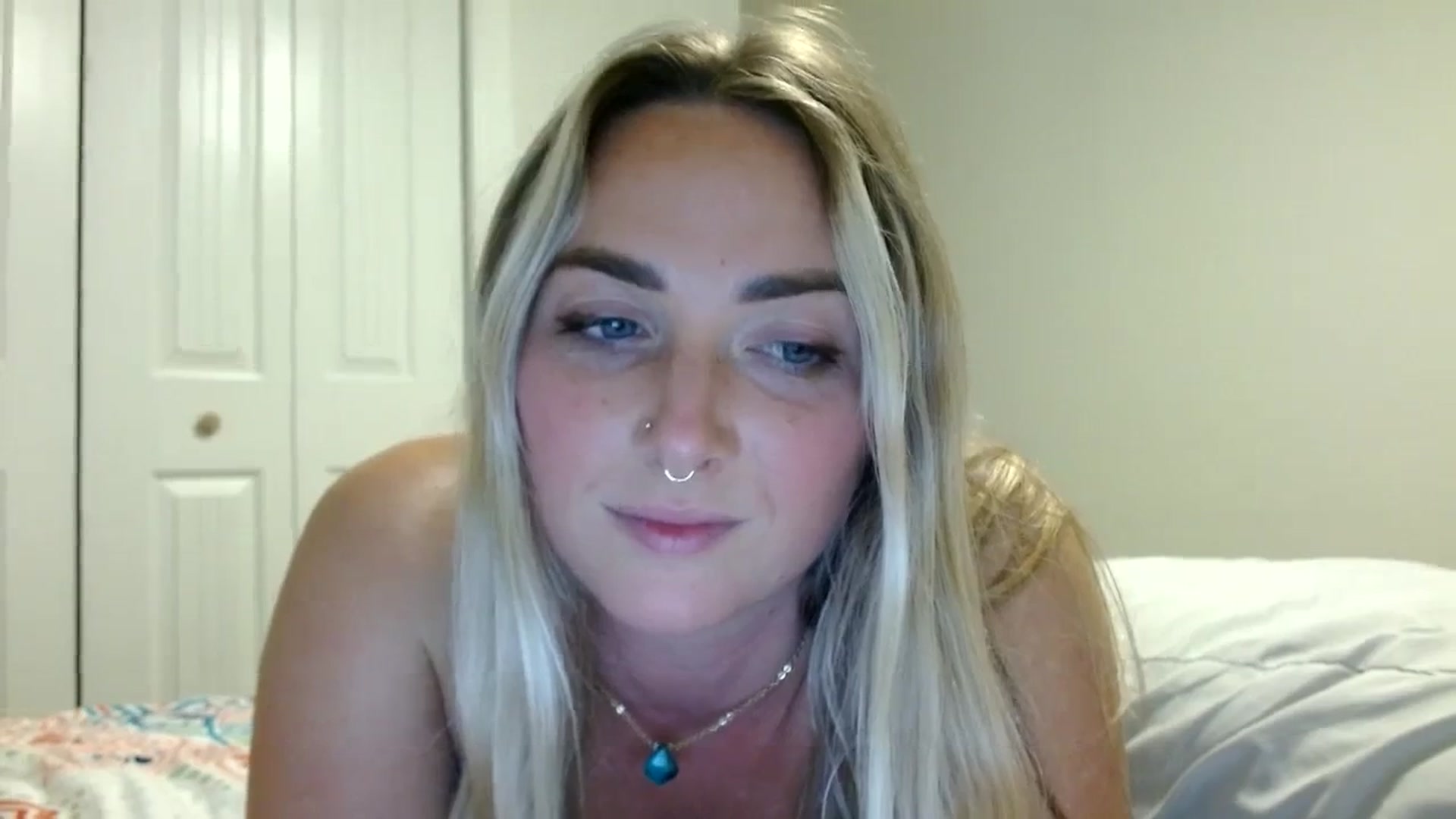 Gallery image thumbnail from OliviaQuinnn's myfreecams stream on, 02/09/2024, 04:37 image 20 of 20