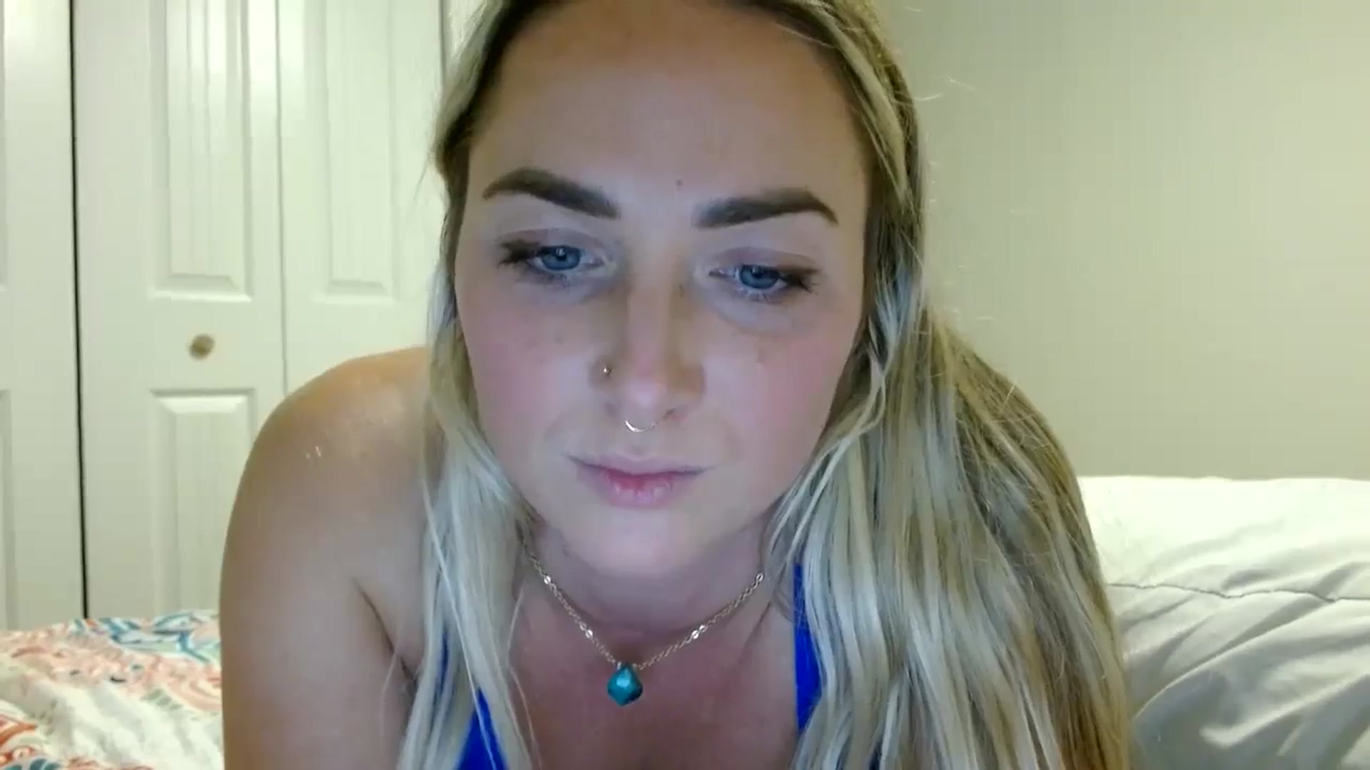 Gallery image thumbnail from OliviaQuinnn's myfreecams stream on, 02/09/2024, 04:37 image 19 of 20