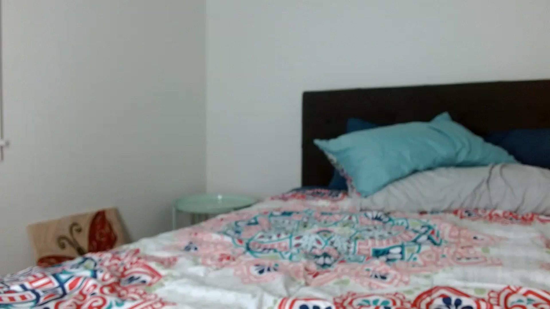 Gallery image thumbnail from OliviaQuinnn's myfreecams stream on, 02/14/2024, 05:14 image 17 of 20