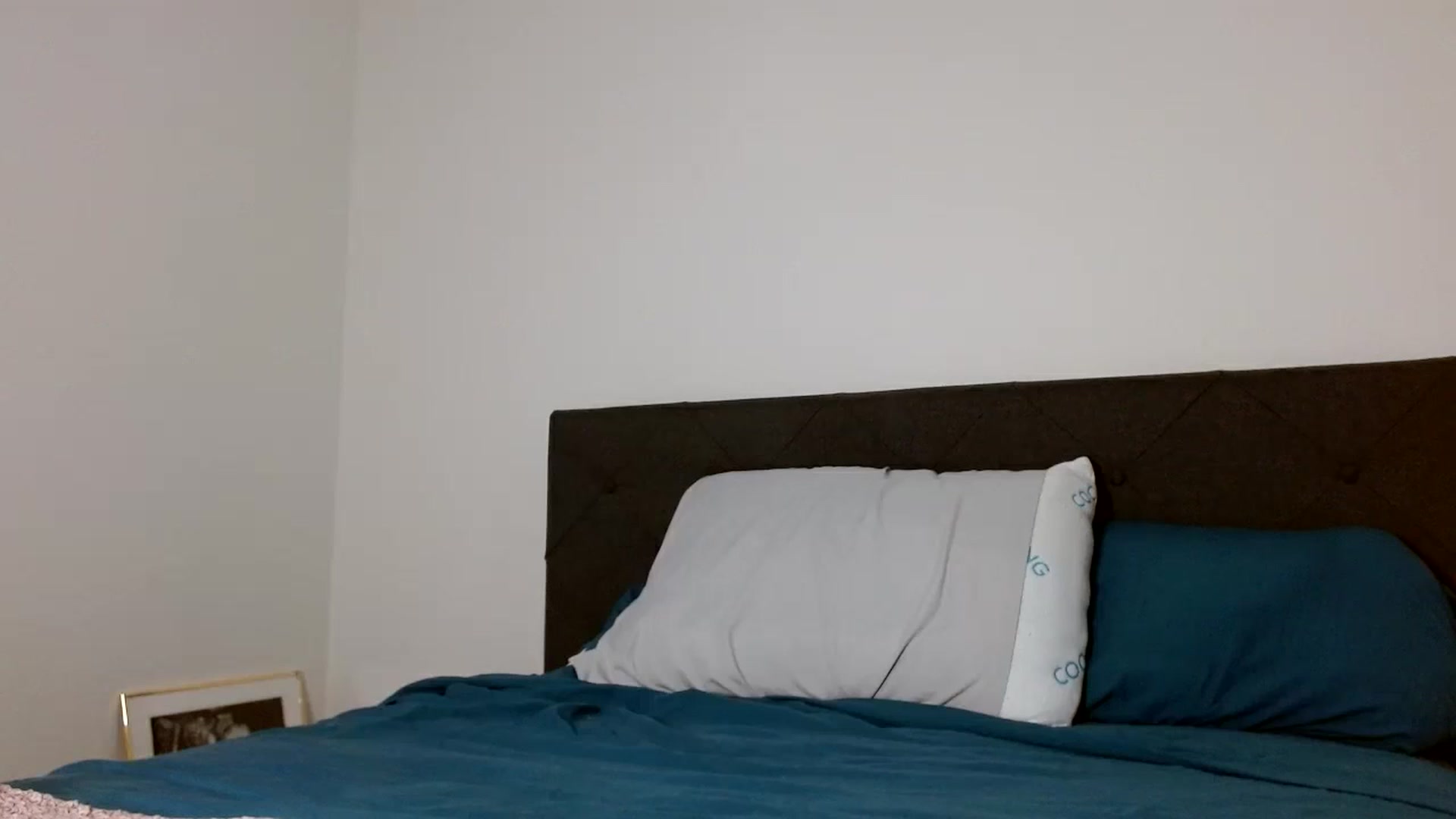 Gallery image thumbnail from OliviaQuinnn's myfreecams stream on, 03/03/2024, 04:53 image 14 of 20