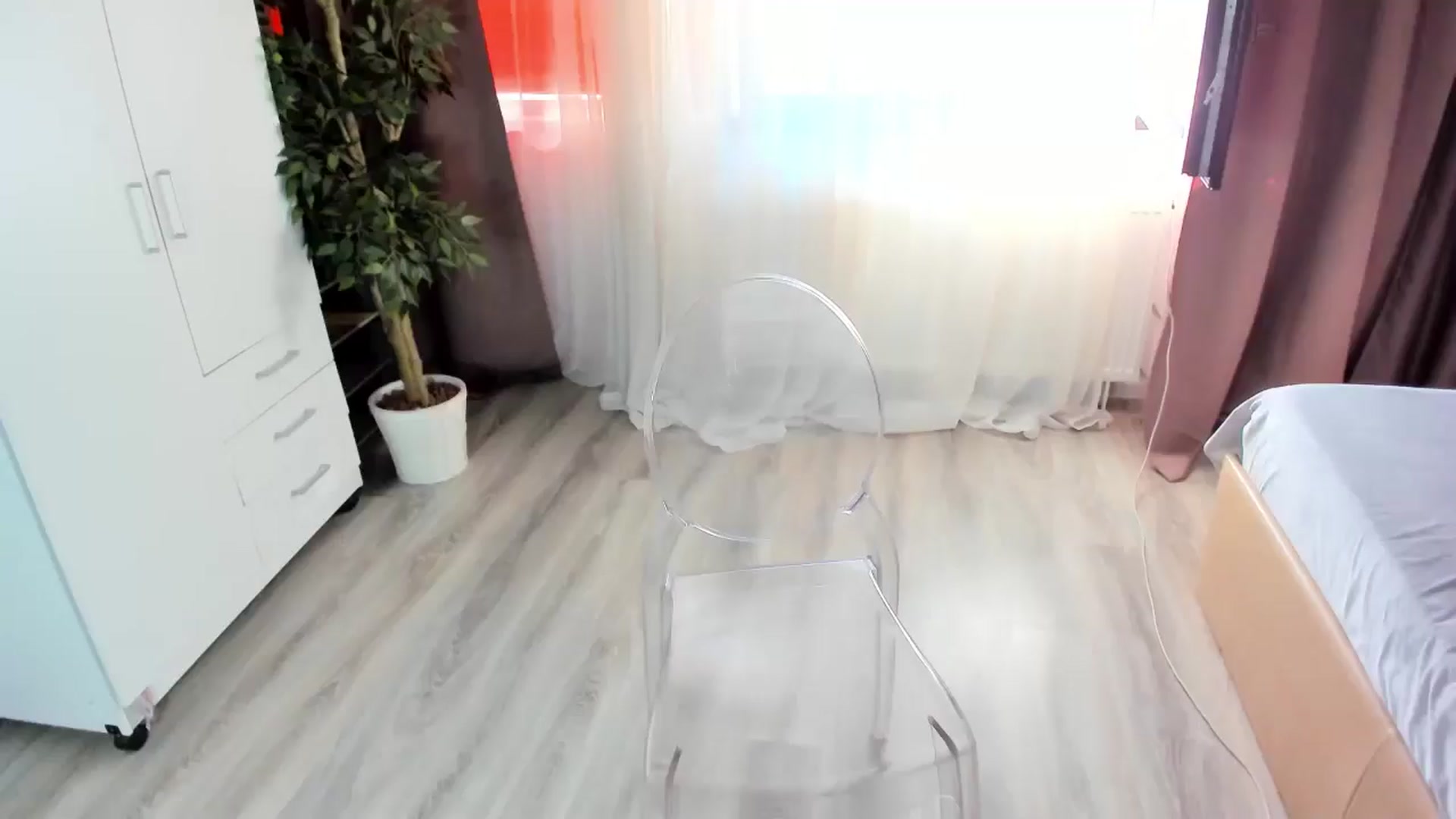Gallery image thumbnail from OliviaRimes's myfreecams stream on, 11/25/2024, 14:46 image 7 of 20