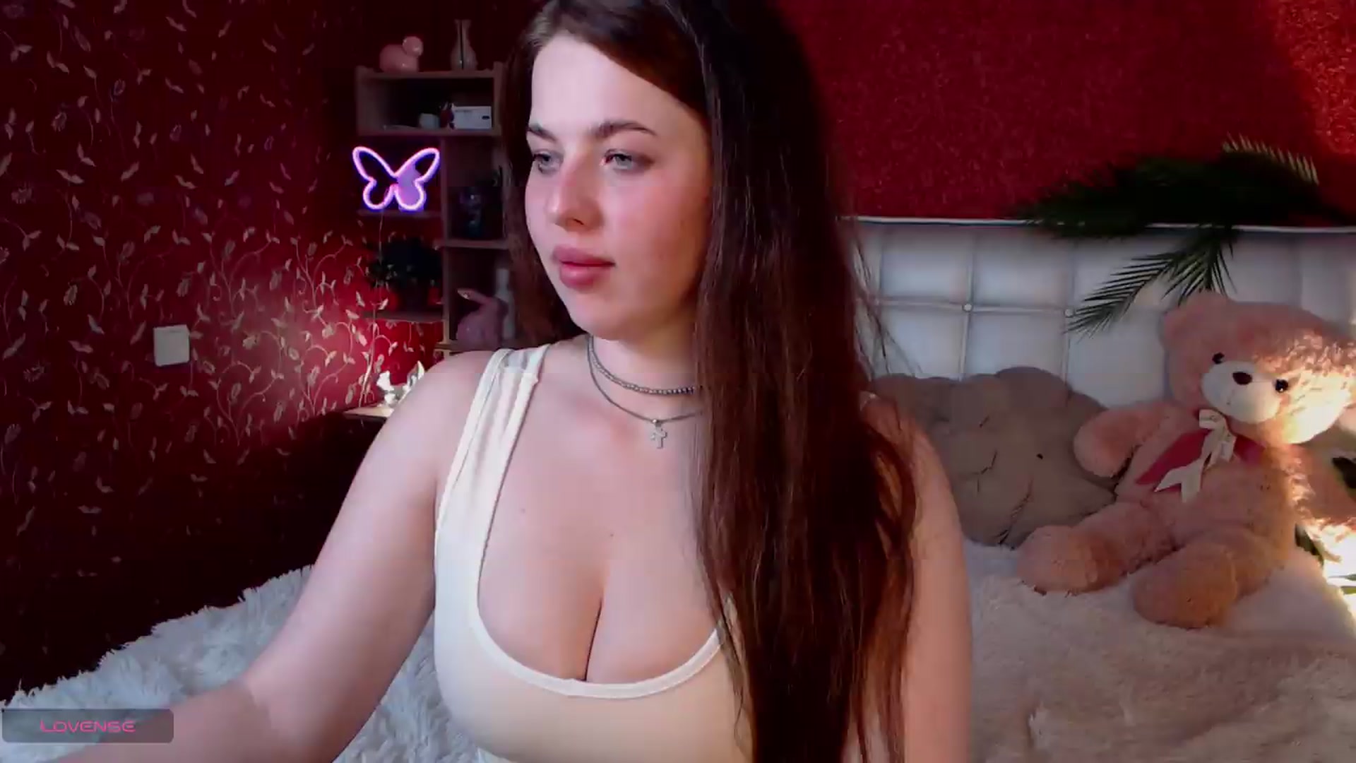 Gallery image thumbnail from OliviaTilbury's myfreecams stream on, 05/29/2026, 09:15 image 3 of 20