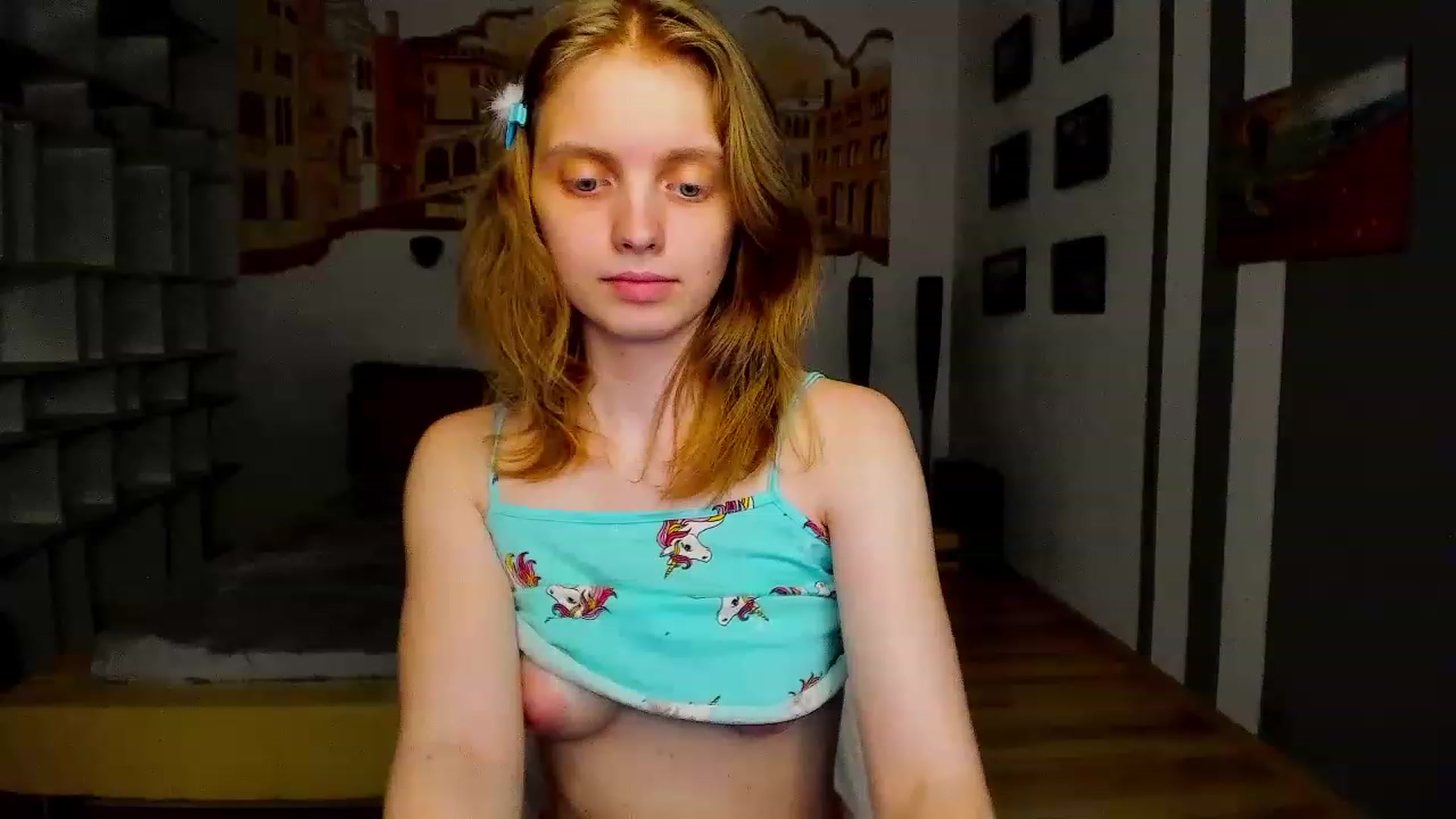 Gallery image thumbnail from OliviaWhites's myfreecams stream on, 06/11/2023, 10:25 image 15 of 20