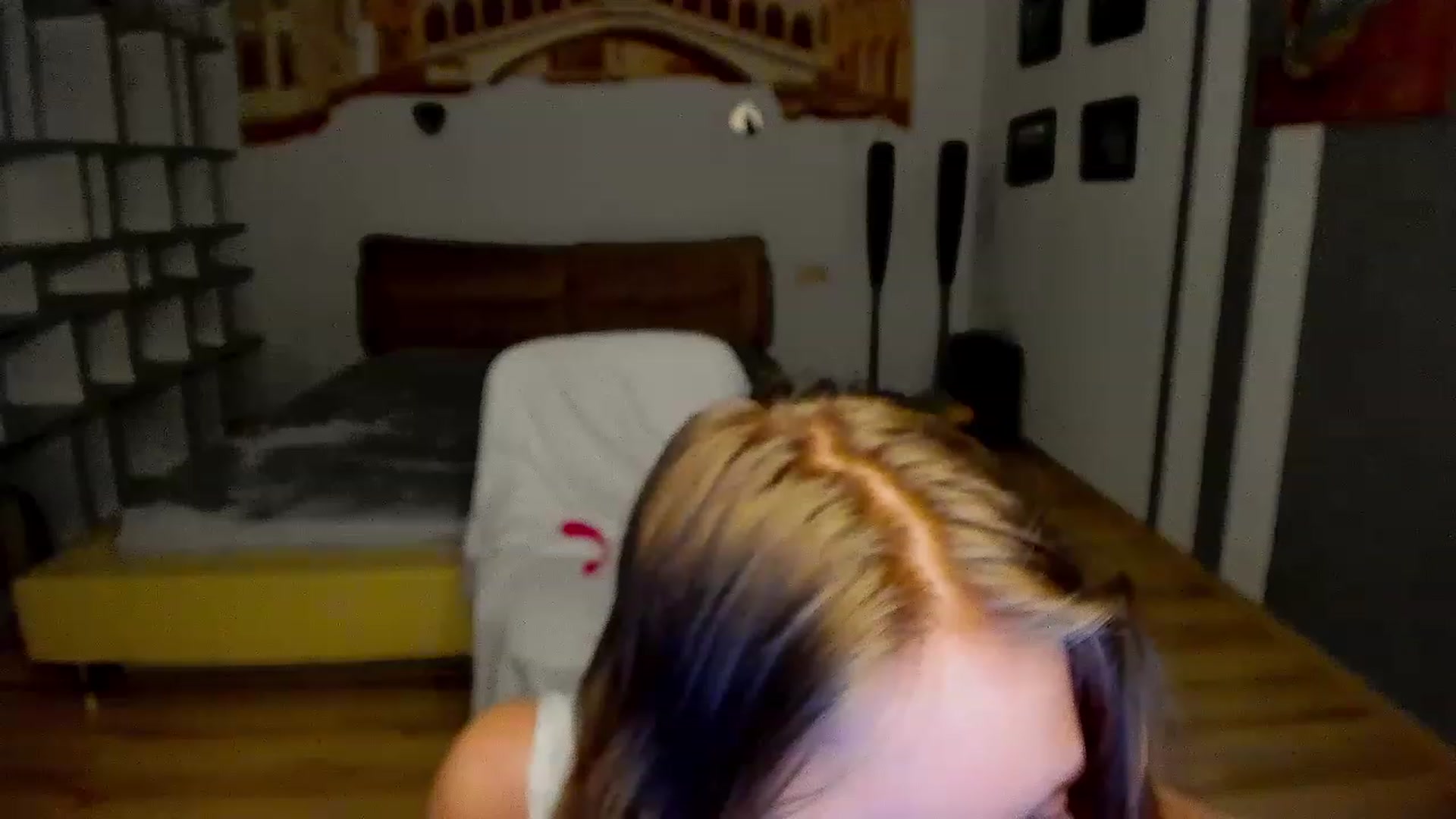 Gallery image thumbnail from OliviaWhites's myfreecams stream on, 06/11/2023, 10:54 image 9 of 20