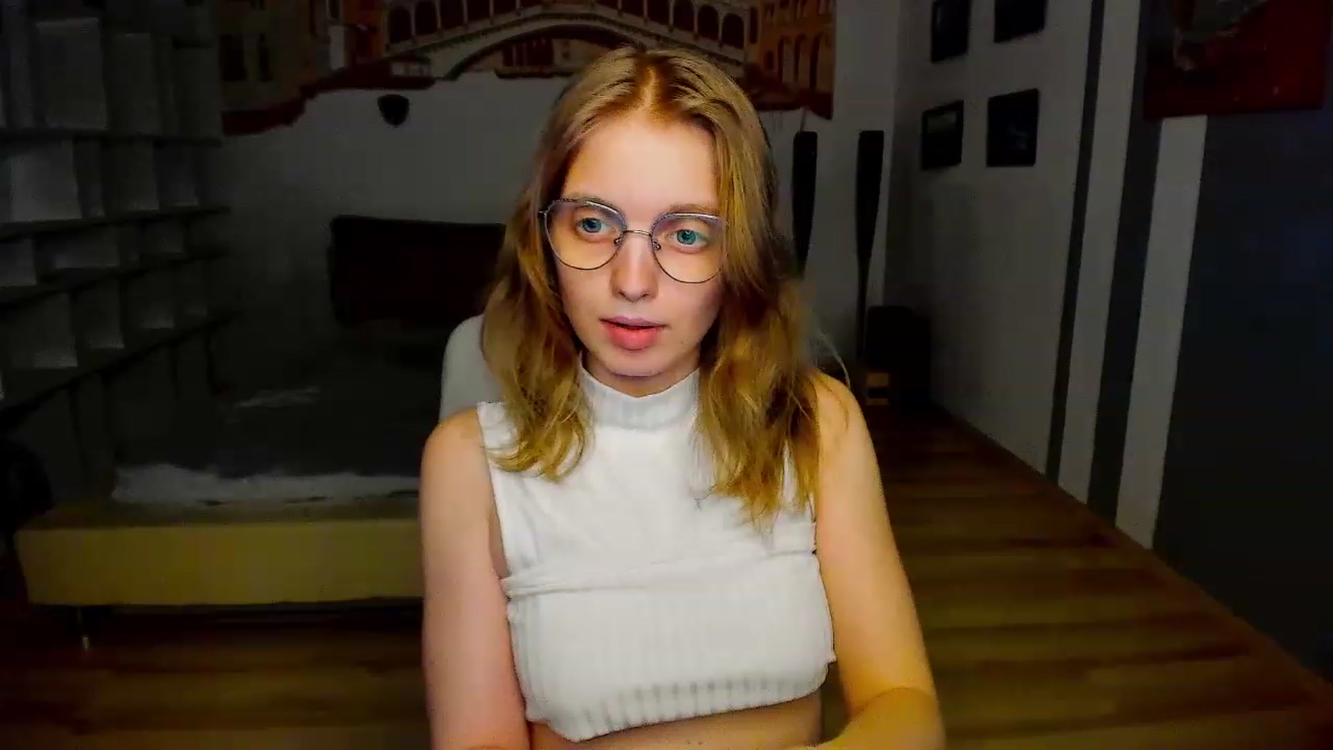 Gallery image thumbnail from OliviaWhites's myfreecams stream on, 06/11/2023, 10:54 image 12 of 20