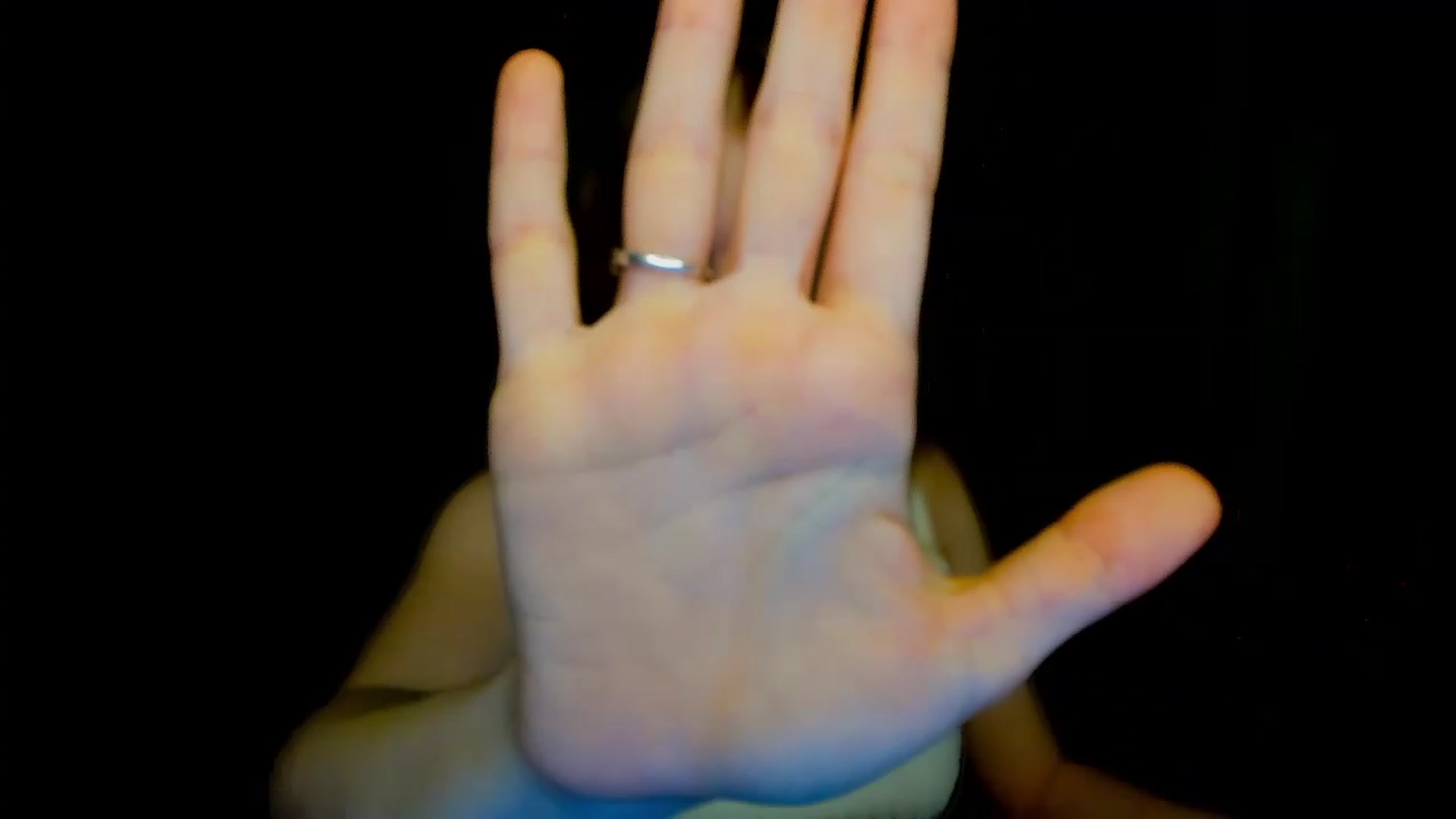 Gallery image thumbnail from OliviaWhites's myfreecams stream on, 06/11/2023, 10:54 image 17 of 20