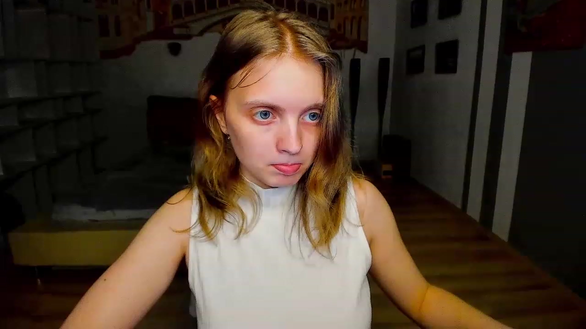Gallery image thumbnail from OliviaWhites's myfreecams stream on, 06/11/2023, 10:54 image 18 of 20