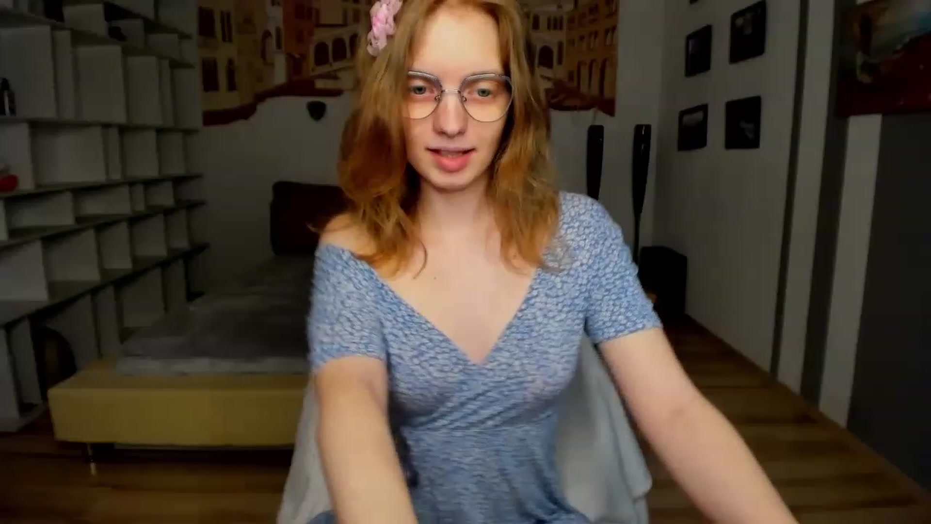 Gallery image thumbnail from OliviaWhites's myfreecams stream on, 06/13/2023, 06:58 image 6 of 20