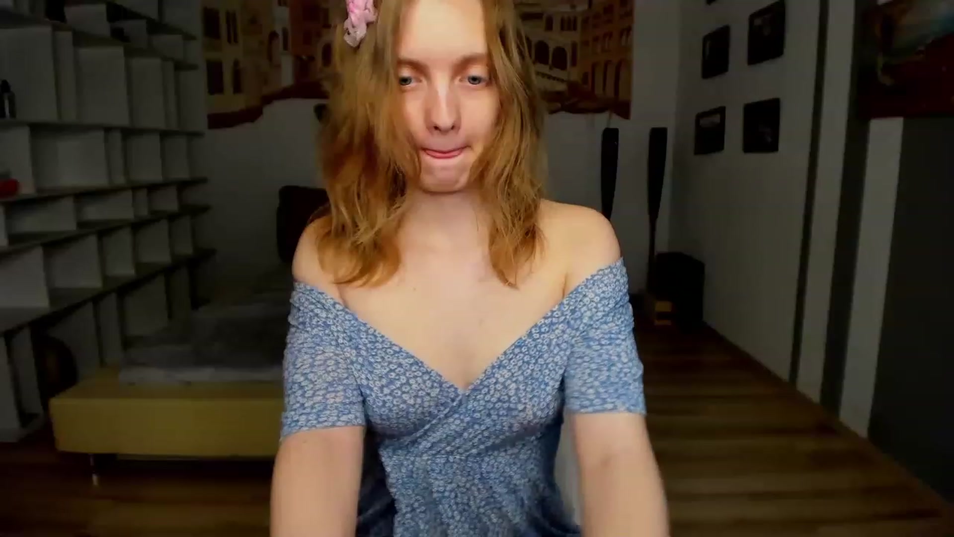 Gallery image thumbnail from OliviaWhites's myfreecams stream on, 06/13/2023, 06:58 image 10 of 20