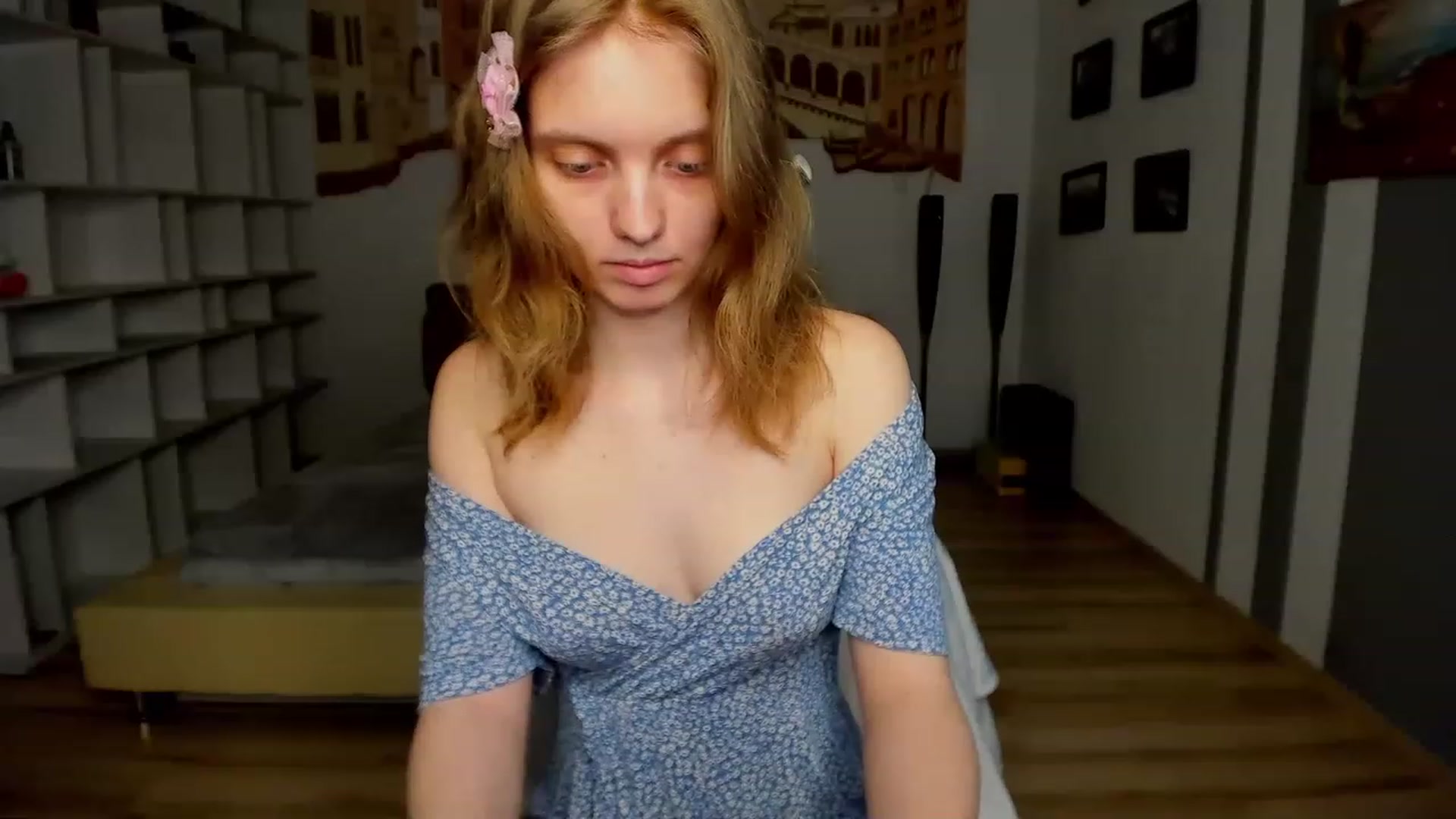 Gallery image thumbnail from OliviaWhites's myfreecams stream on, 06/13/2023, 07:47 image 11 of 20