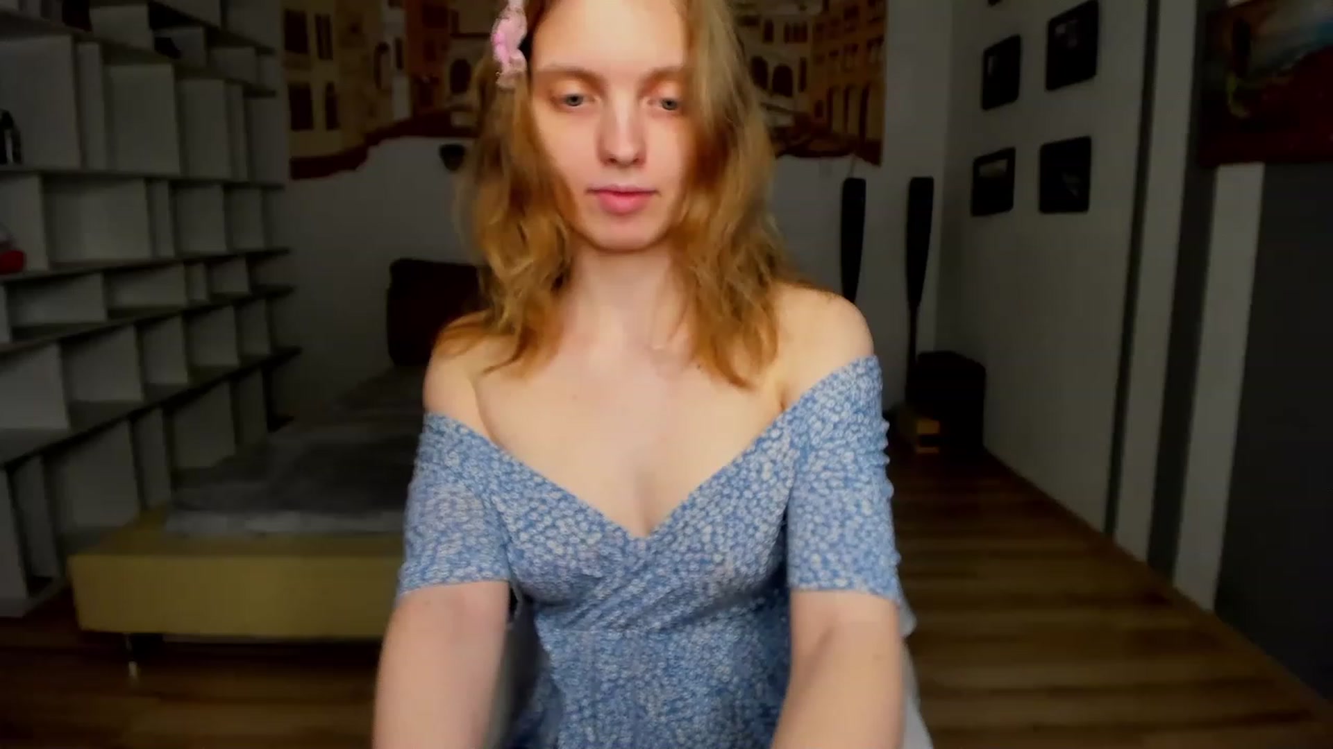 Gallery image thumbnail from OliviaWhites's myfreecams stream on, 06/13/2023, 07:47 image 12 of 20