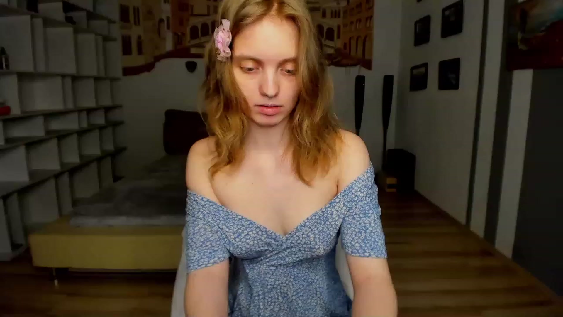 Gallery image thumbnail from OliviaWhites's myfreecams stream on, 06/13/2023, 07:47 image 14 of 20