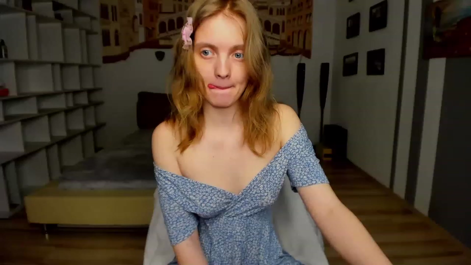 Gallery image thumbnail from OliviaWhites's myfreecams stream on, 06/13/2023, 07:47 image 9 of 20