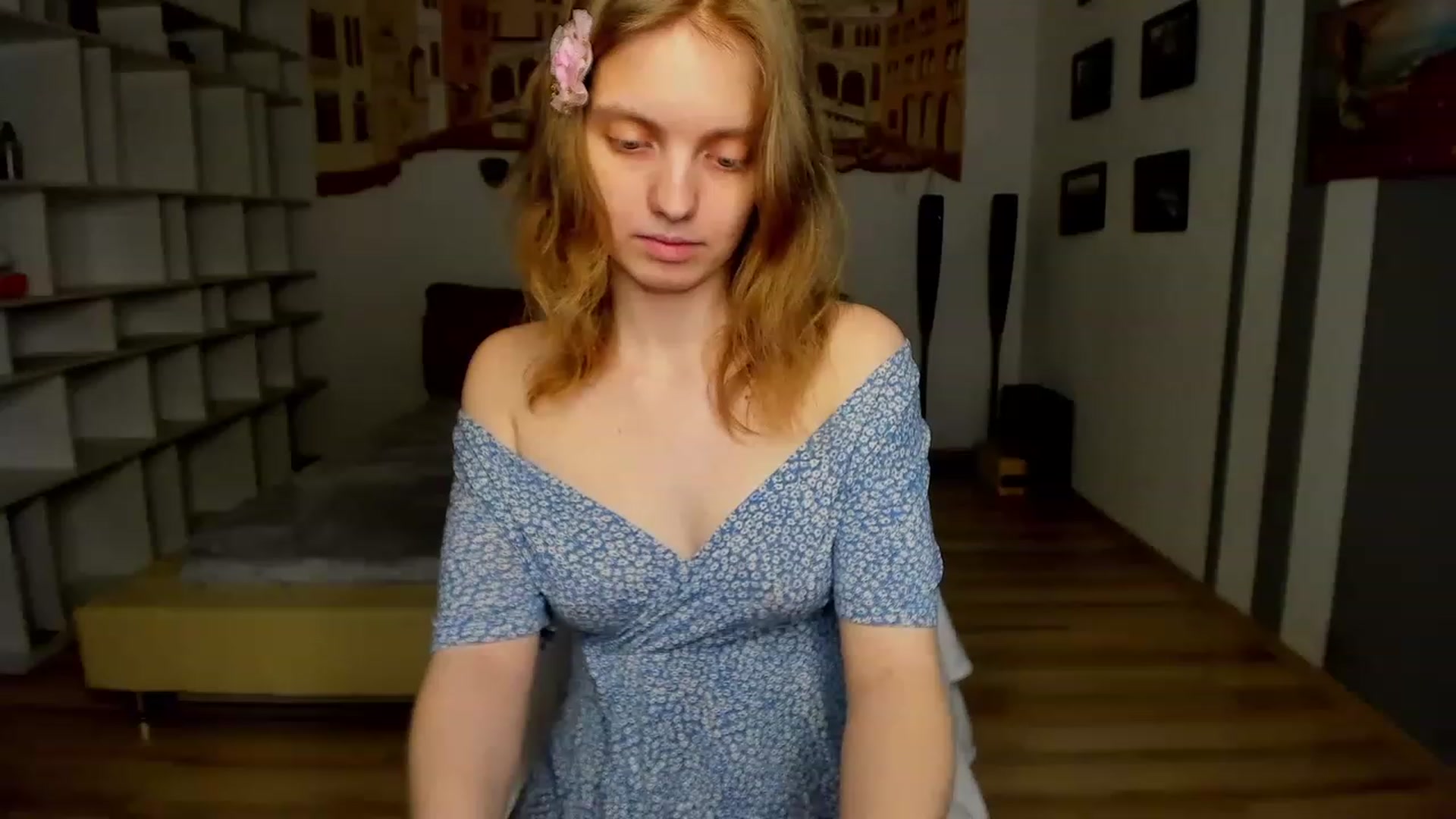Gallery image thumbnail from OliviaWhites's myfreecams stream on, 06/13/2023, 07:47 image 2 of 20