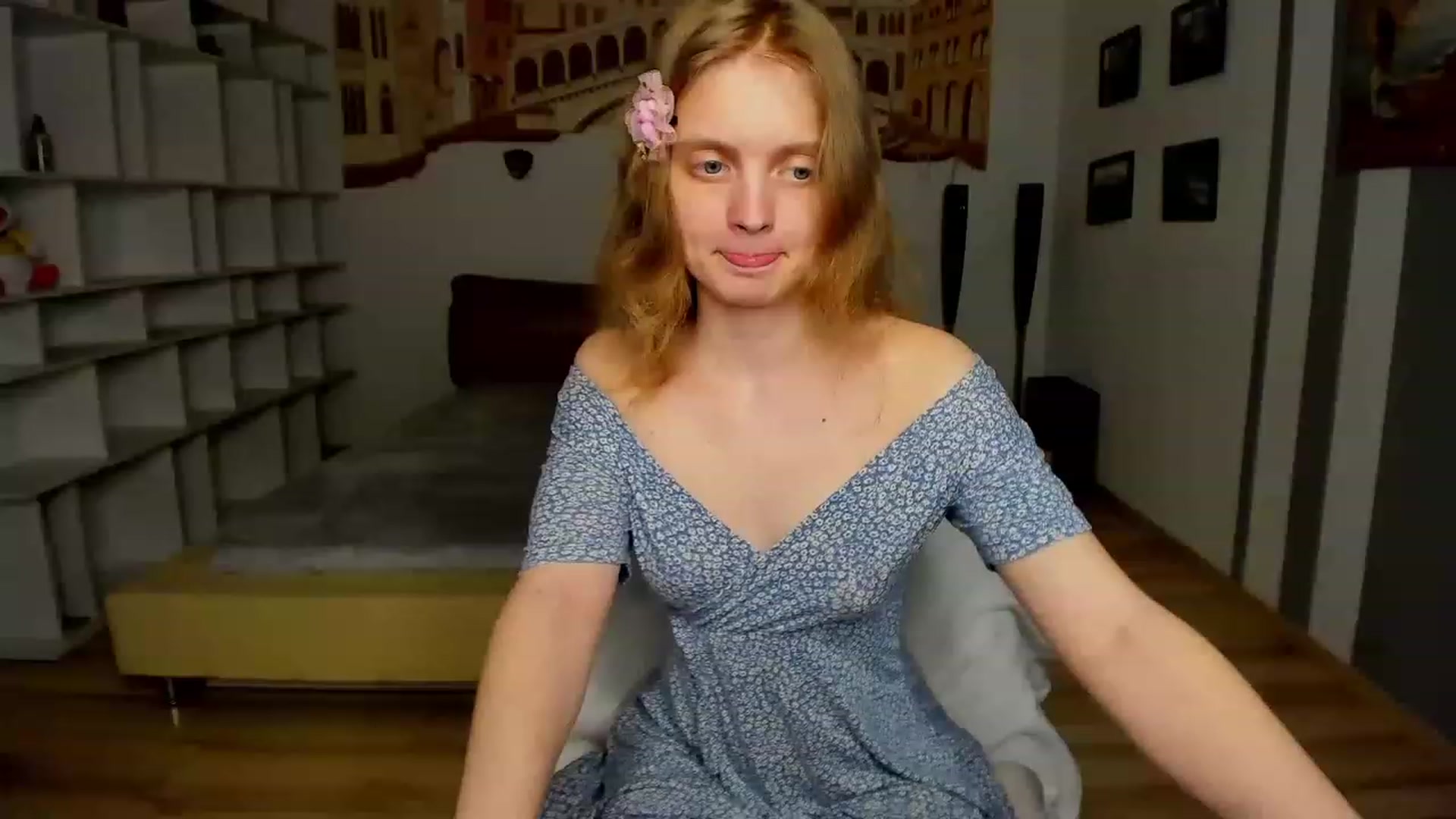 Gallery image thumbnail from OliviaWhites's myfreecams stream on, 06/13/2023, 10:14 image 6 of 20