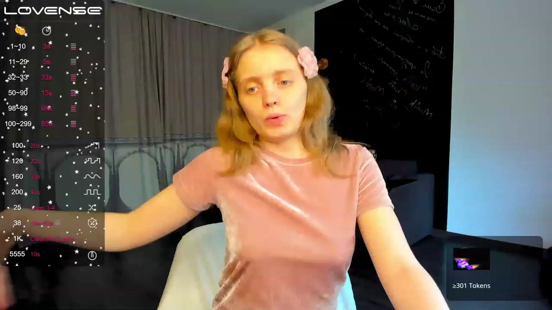 Gallery image thumbnail from OliviaWhites's myfreecams stream on, 06/14/2023, 07:01 image 2 of 20
