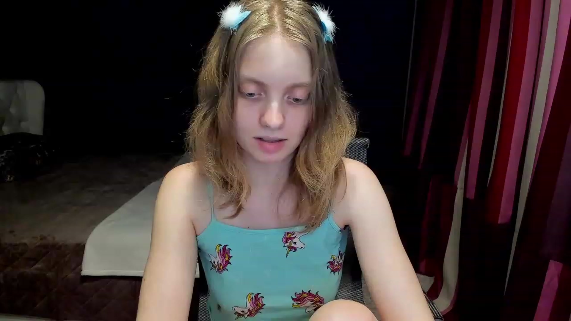Gallery image thumbnail from OliviaWhites's myfreecams stream on, 06/14/2023, 18:13 image 9 of 20