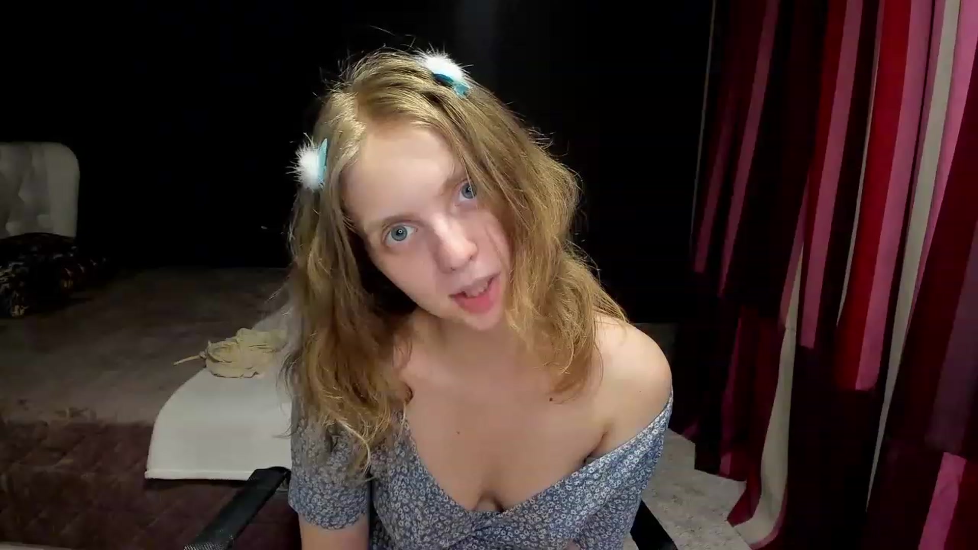 Gallery image thumbnail from OliviaWhites's myfreecams stream on, 06/14/2023, 21:26 image 10 of 20