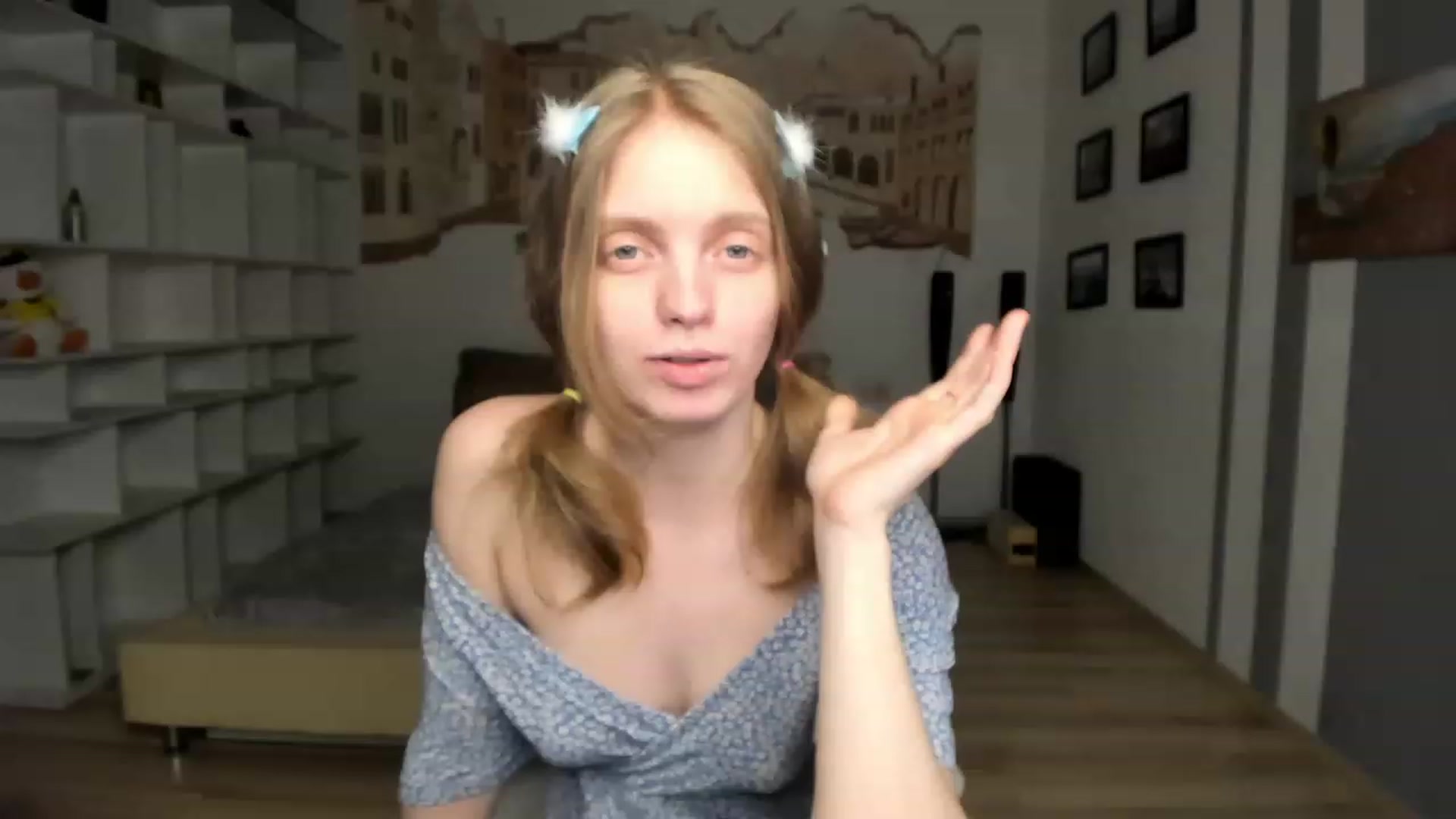 Gallery image thumbnail from OliviaWhites's myfreecams stream on, 06/16/2023, 18:42 image 18 of 20