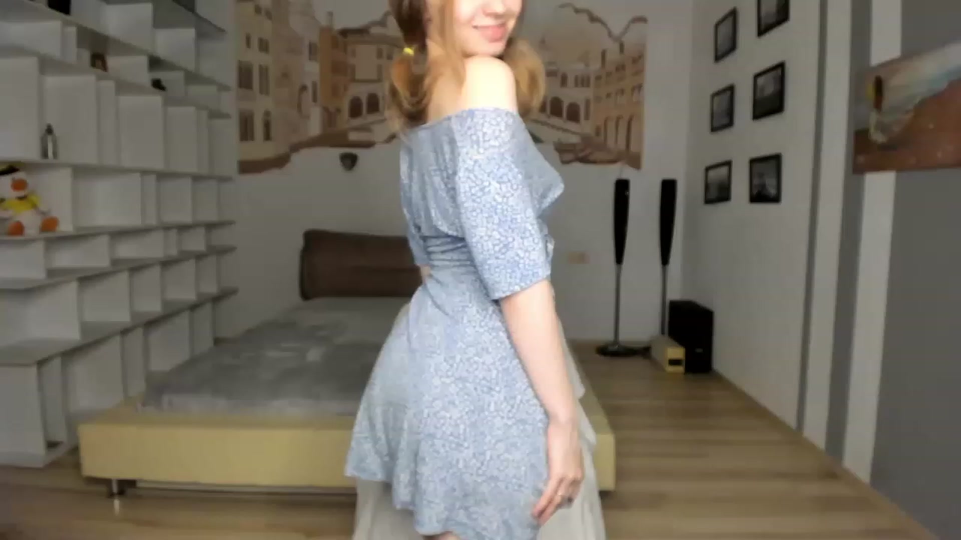 Gallery image thumbnail from OliviaWhites's myfreecams stream on, 06/16/2023, 18:42 image 3 of 20