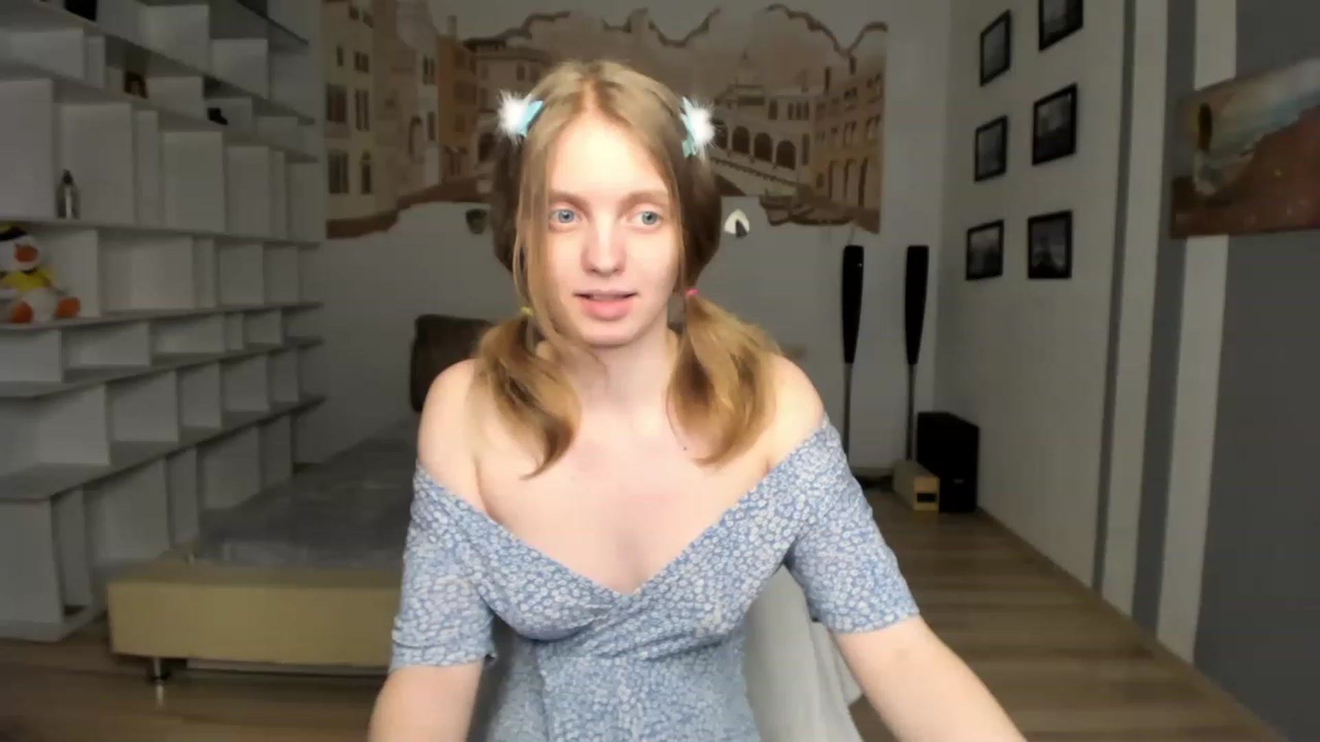 Gallery image thumbnail from OliviaWhites's myfreecams stream on, 06/16/2023, 18:42 image 4 of 20