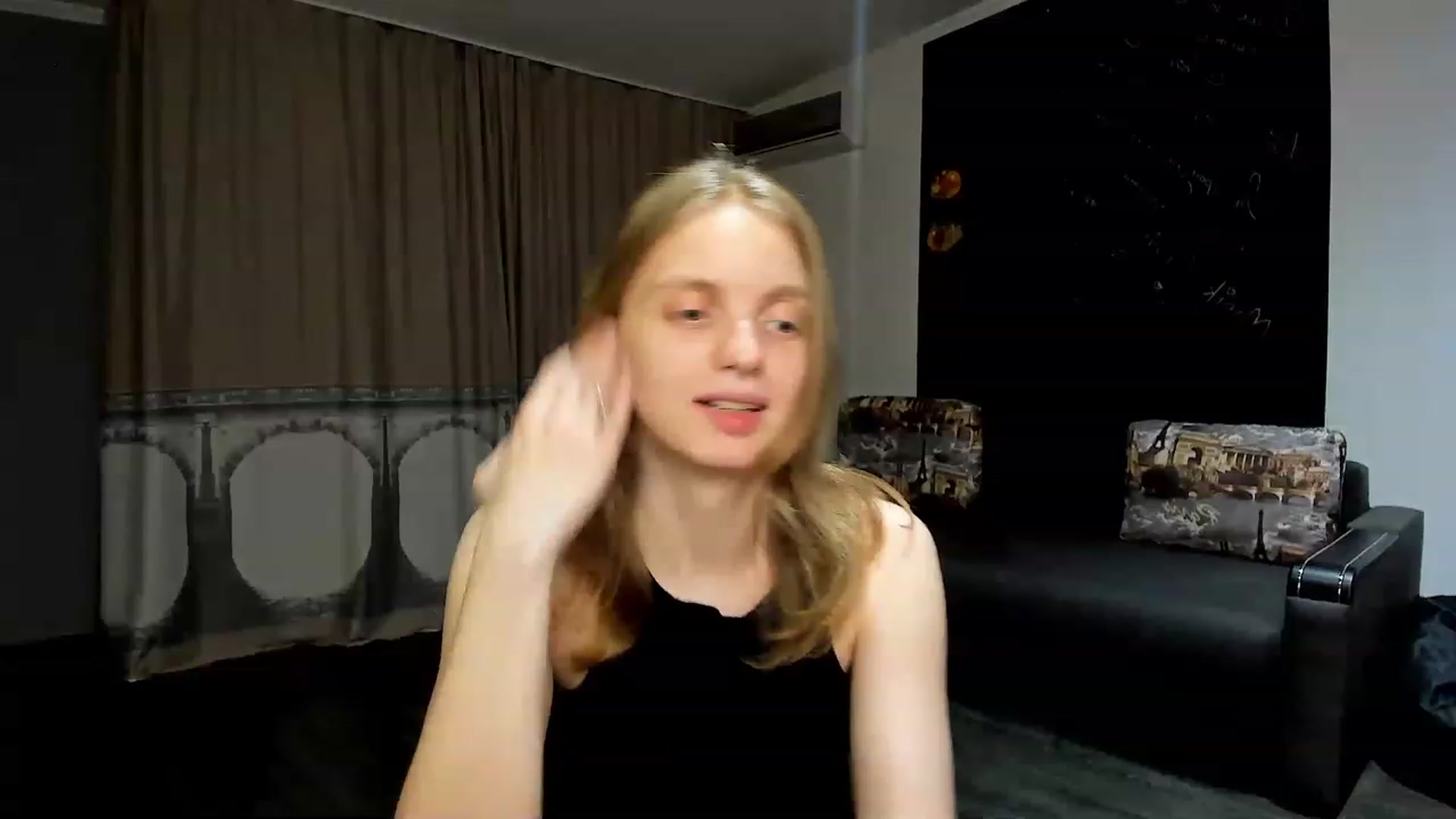 Gallery image thumbnail from OliviaWhites's myfreecams stream on, 06/18/2023, 18:16 image 3 of 20
