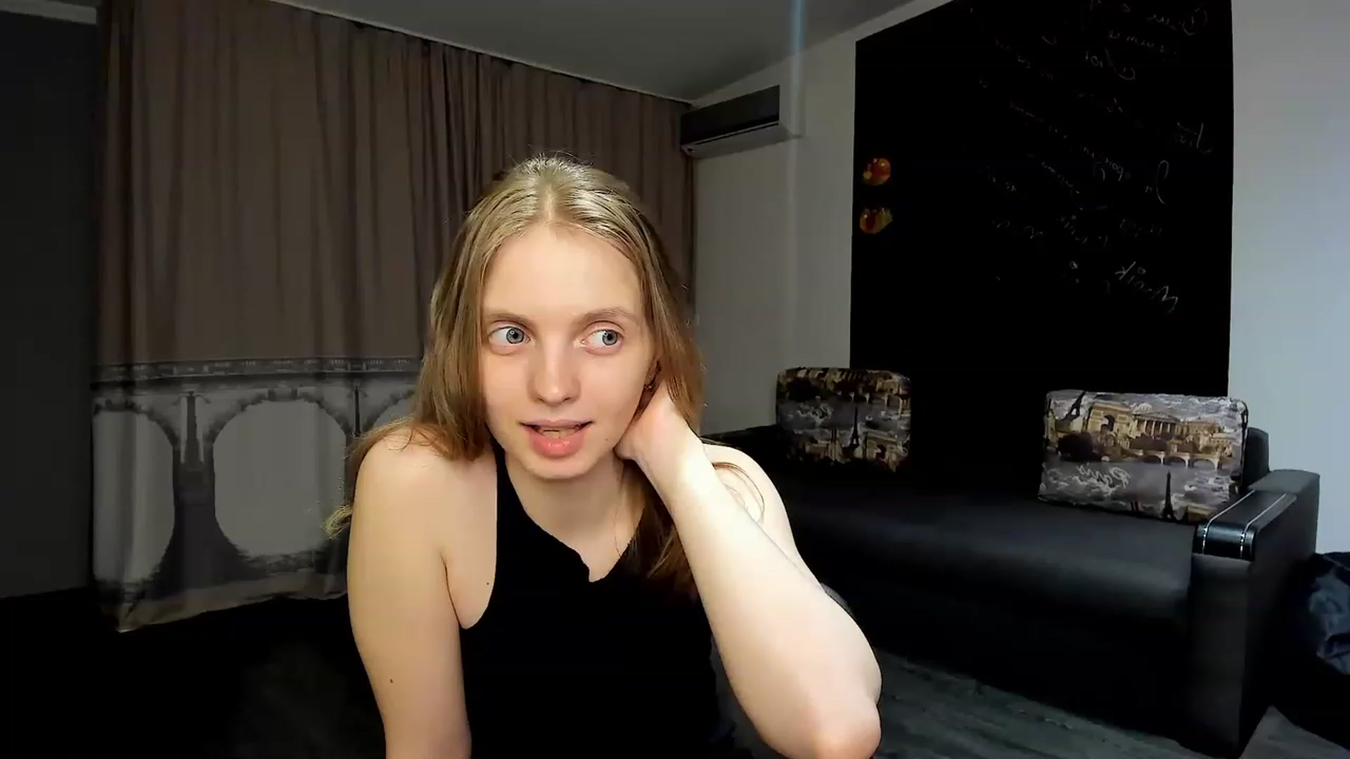 Gallery image thumbnail from OliviaWhites's myfreecams stream on, 06/18/2023, 18:16 image 7 of 20