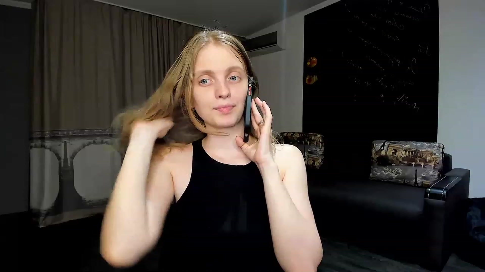 Gallery image thumbnail from OliviaWhites's myfreecams stream on, 06/18/2023, 18:16 image 17 of 20