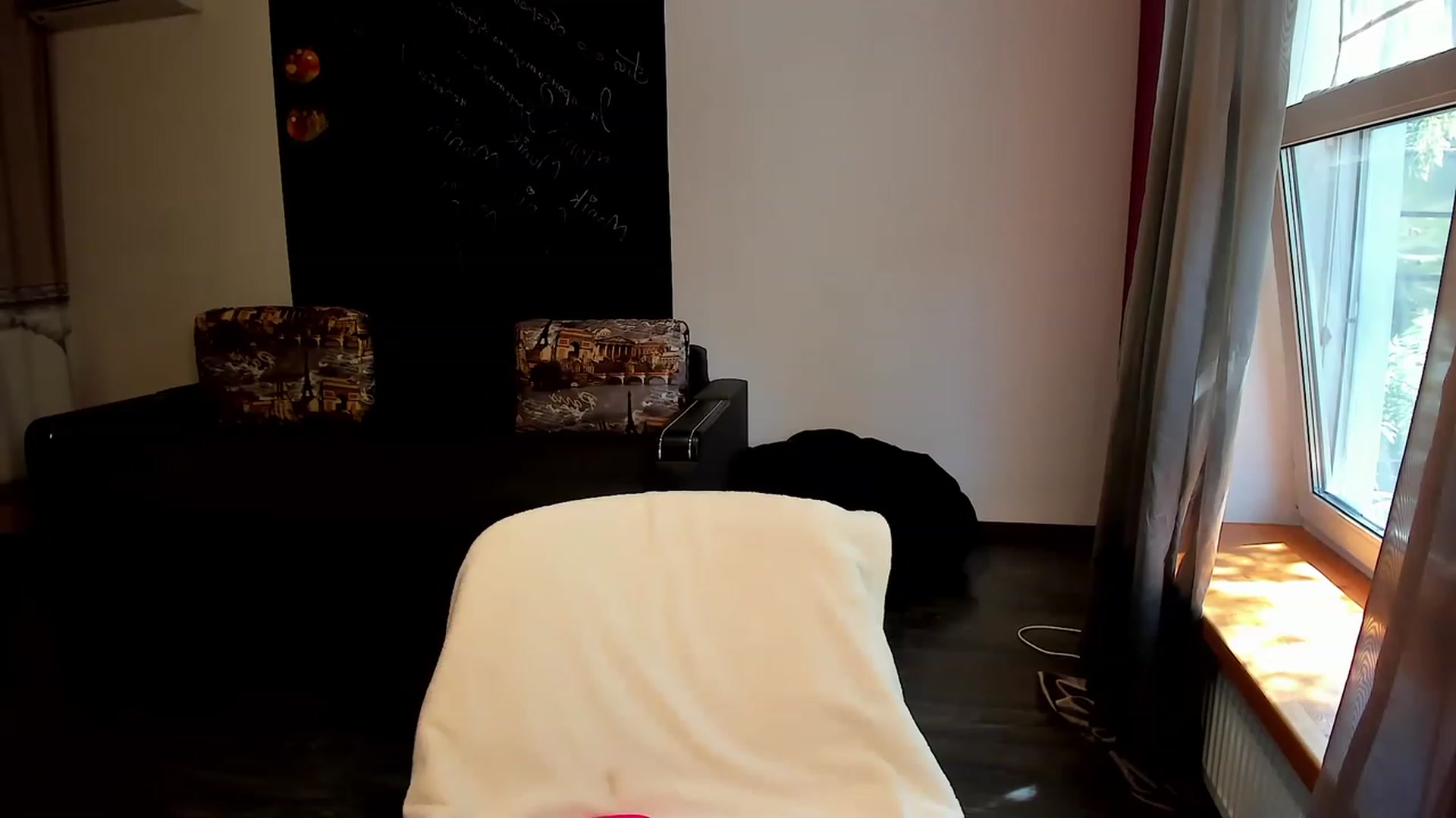 Gallery image thumbnail from OliviaWhites's myfreecams stream on, 06/19/2023, 07:45 image 20 of 20