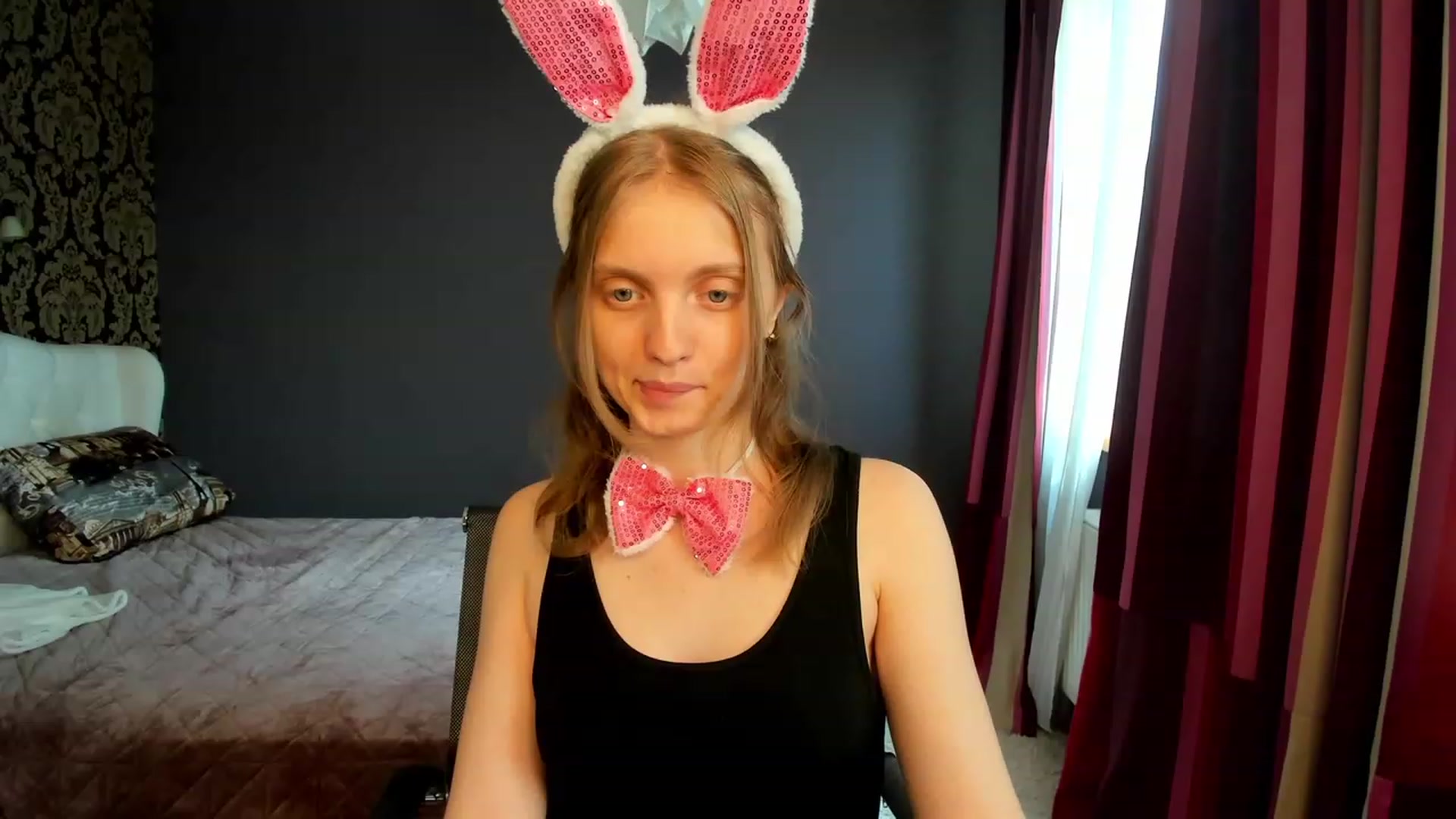 Gallery image thumbnail from OliviaWhites's myfreecams stream on, 06/21/2023, 07:13 image 17 of 20