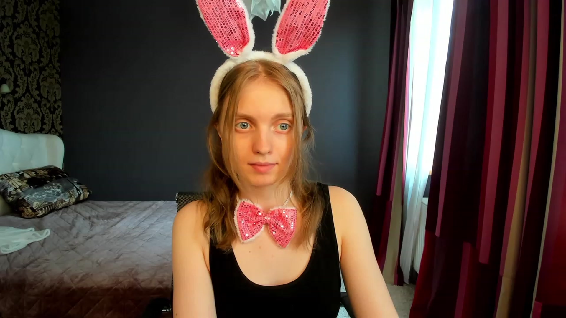 Gallery image thumbnail from OliviaWhites's myfreecams stream on, 06/21/2023, 07:13 image 15 of 20