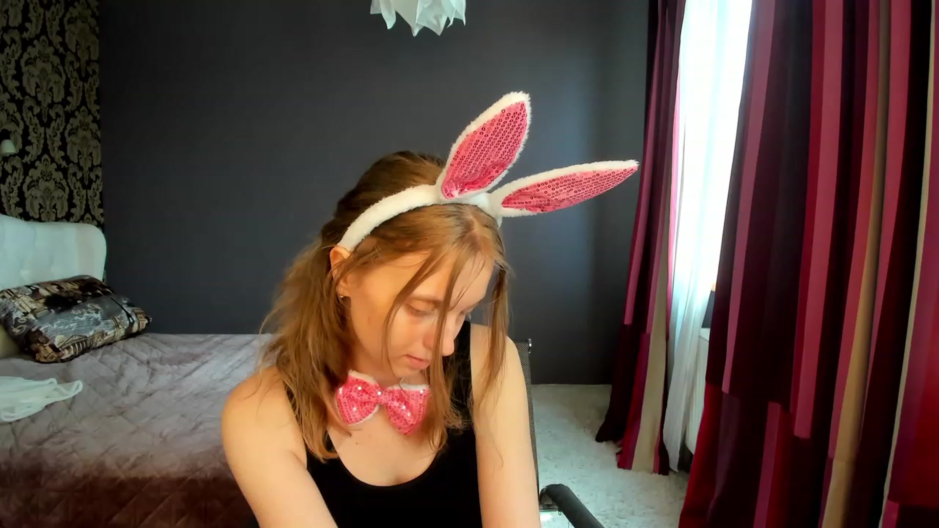 Gallery image thumbnail from OliviaWhites's myfreecams stream on, 06/21/2023, 07:13 image 20 of 20