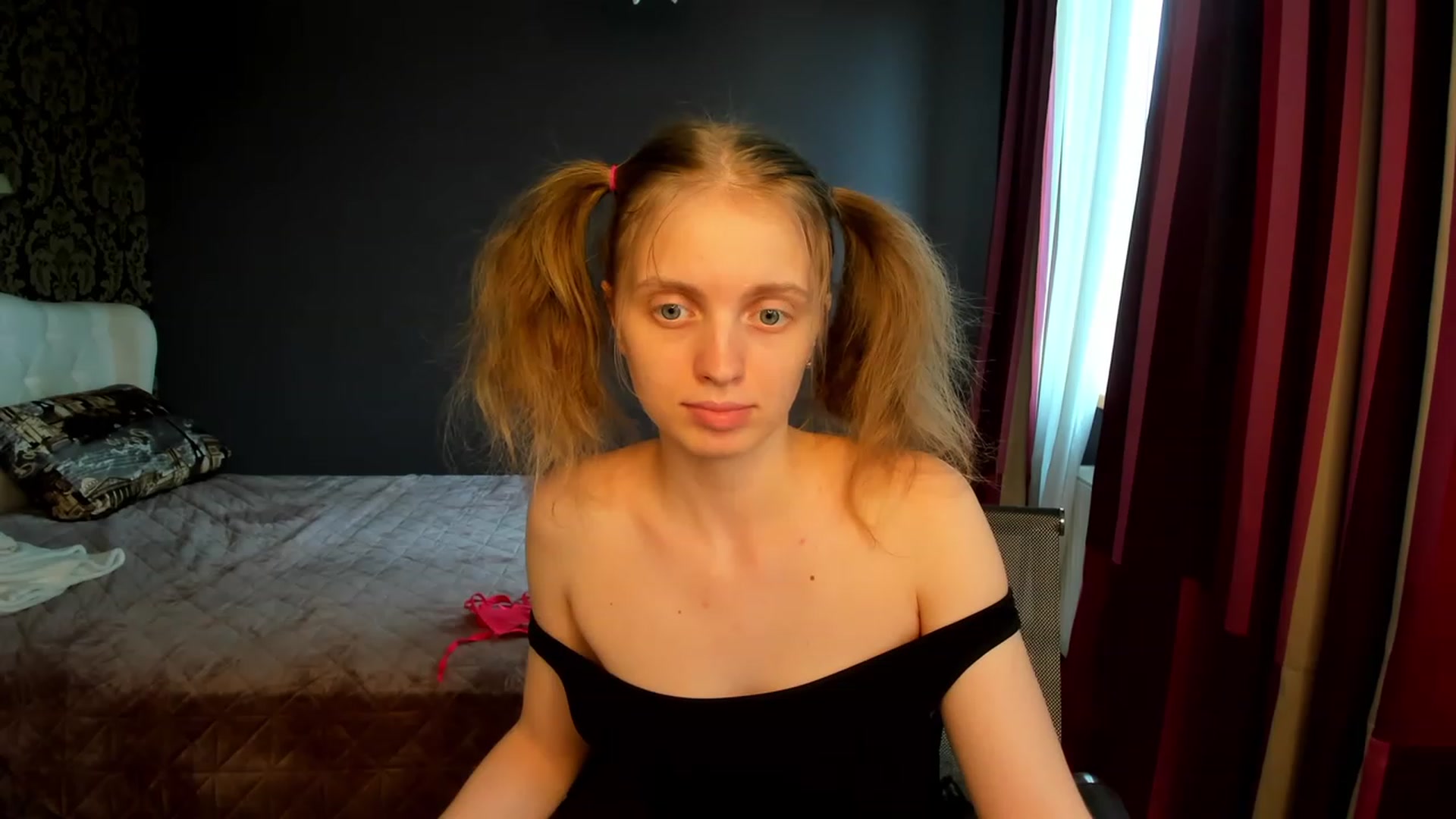 Gallery image thumbnail from OliviaWhites's myfreecams stream on, 06/21/2023, 11:06 image 7 of 20