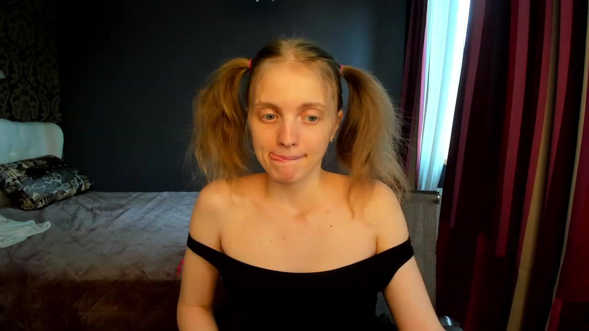 Gallery image thumbnail from OliviaWhites's myfreecams stream on, 06/21/2023, 11:06 image 6 of 20
