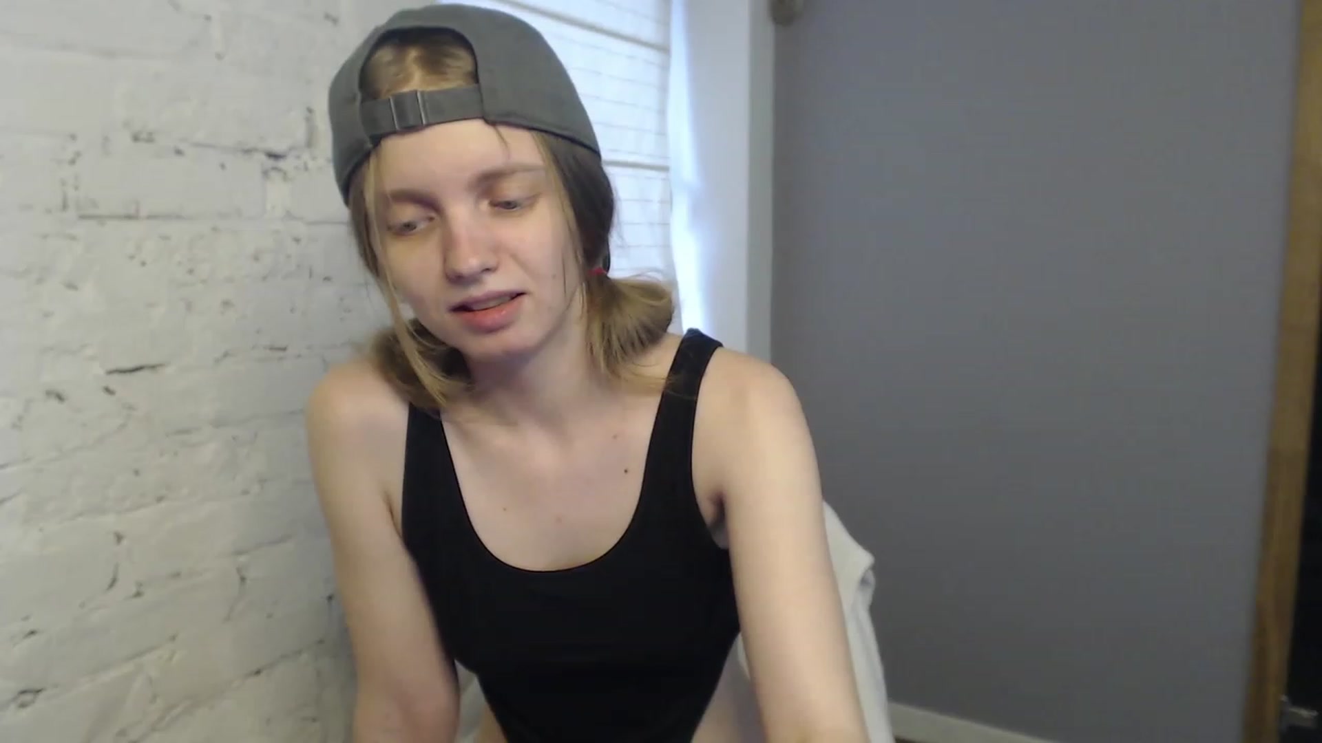Gallery image thumbnail from OliviaWhites's myfreecams stream on, 06/23/2023, 10:47 image 15 of 20