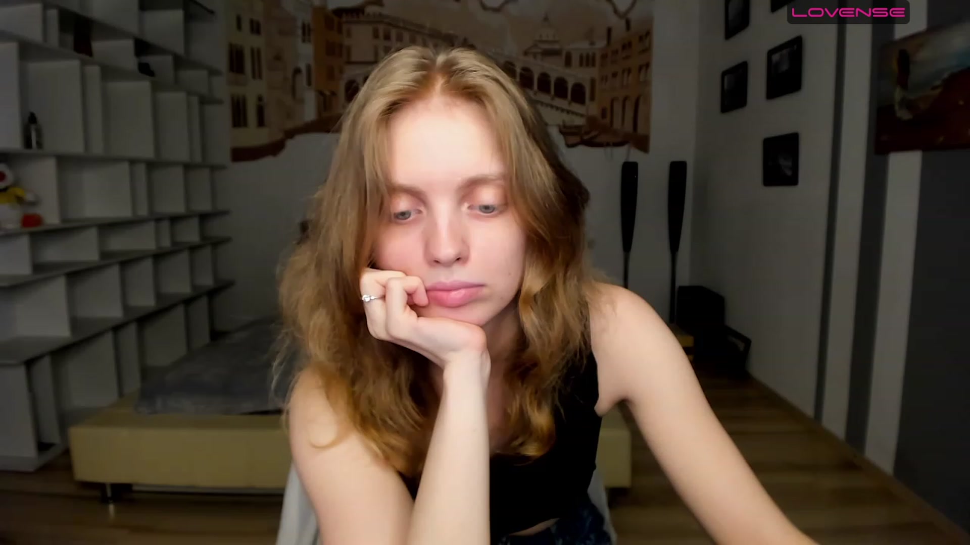 Gallery image thumbnail from OliviaWhites's myfreecams stream on, 06/25/2023, 08:57 image 15 of 20