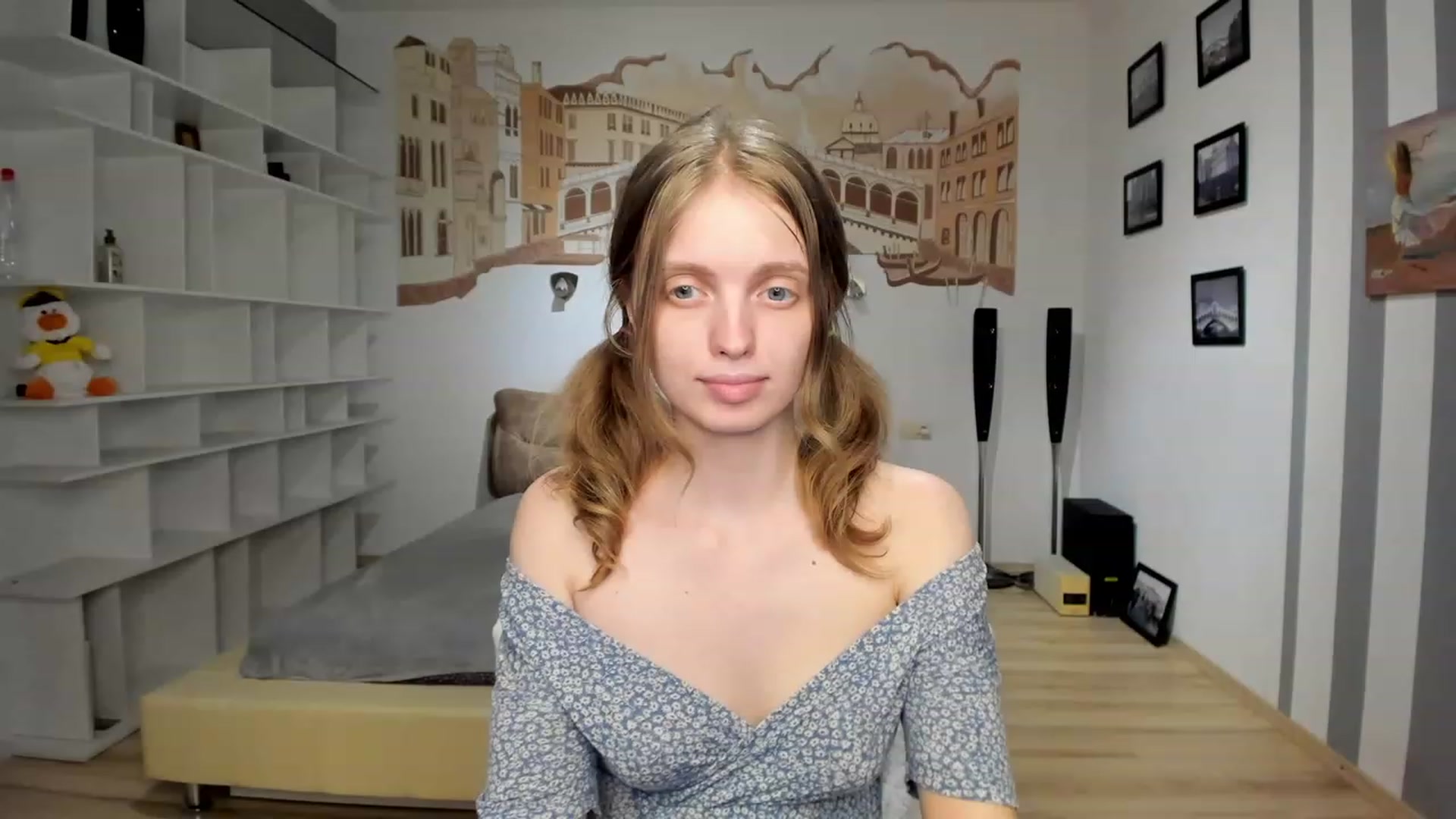 Gallery image thumbnail from OliviaWhites's myfreecams stream on, 06/27/2023, 09:58 image 11 of 20