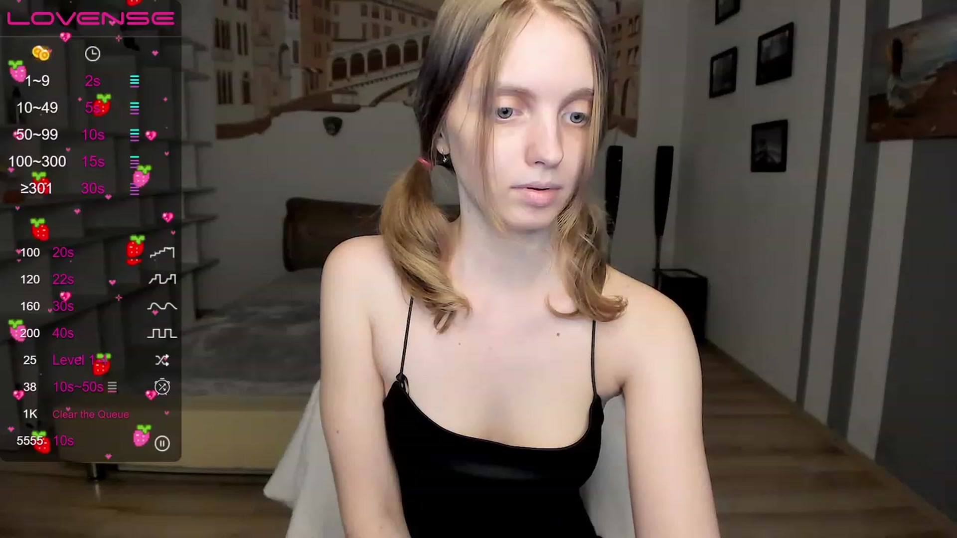Gallery image thumbnail from OliviaWhites's myfreecams stream on, 06/28/2023, 14:24 image 13 of 20