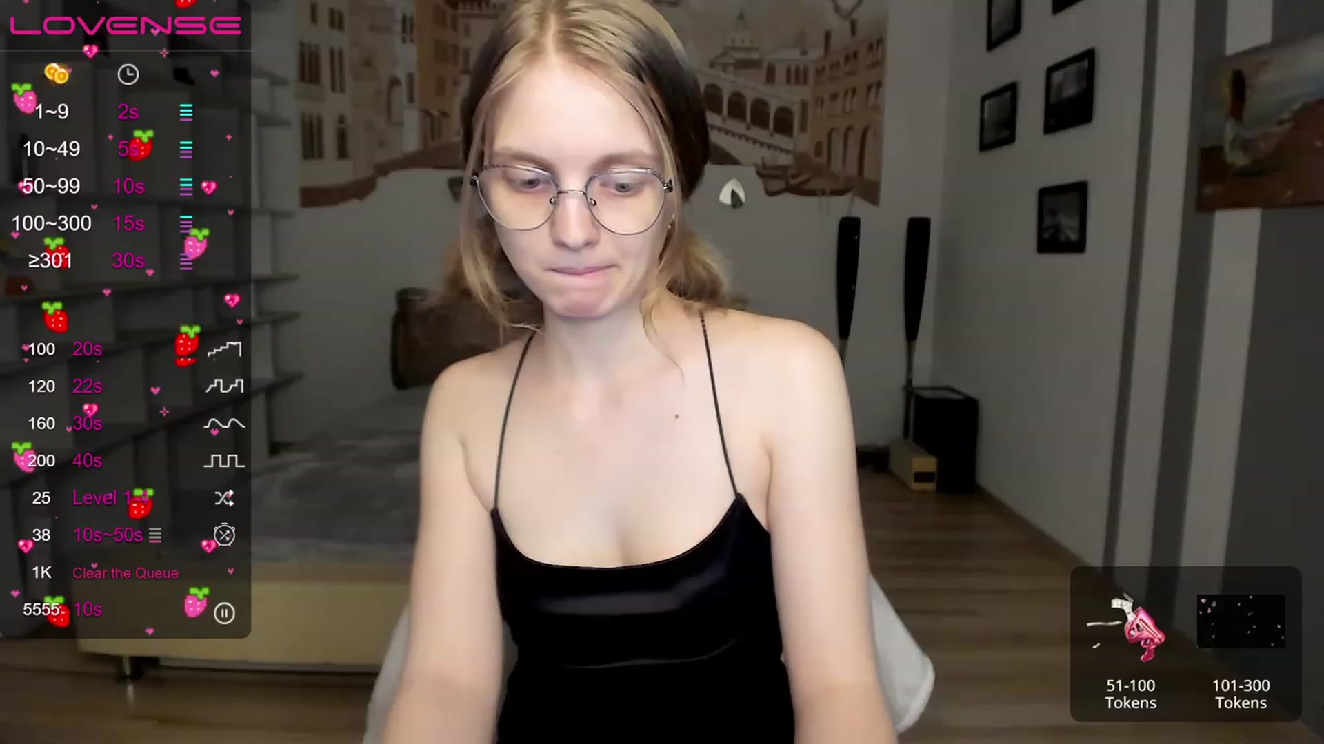 Gallery image thumbnail from OliviaWhites's myfreecams stream on, 06/28/2023, 14:24 image 6 of 20