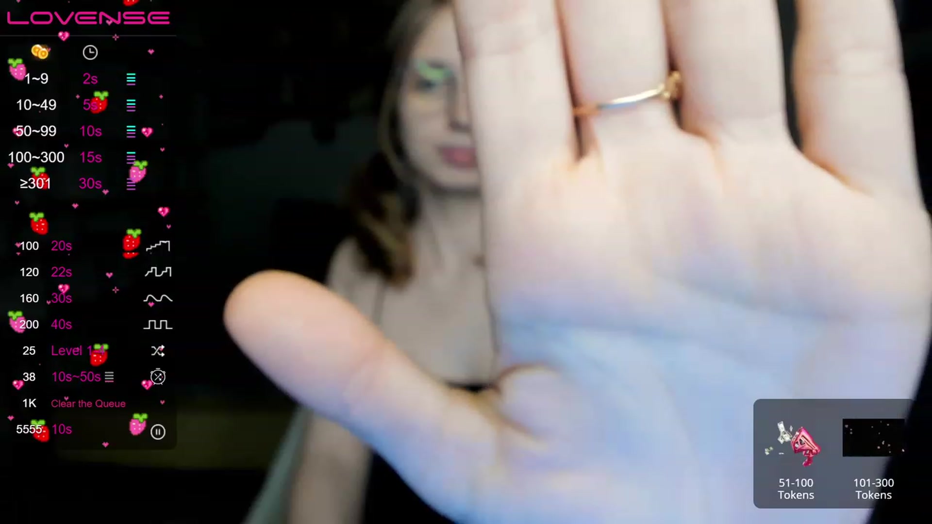 Gallery image thumbnail from OliviaWhites's myfreecams stream on, 06/28/2023, 15:47 image 11 of 20