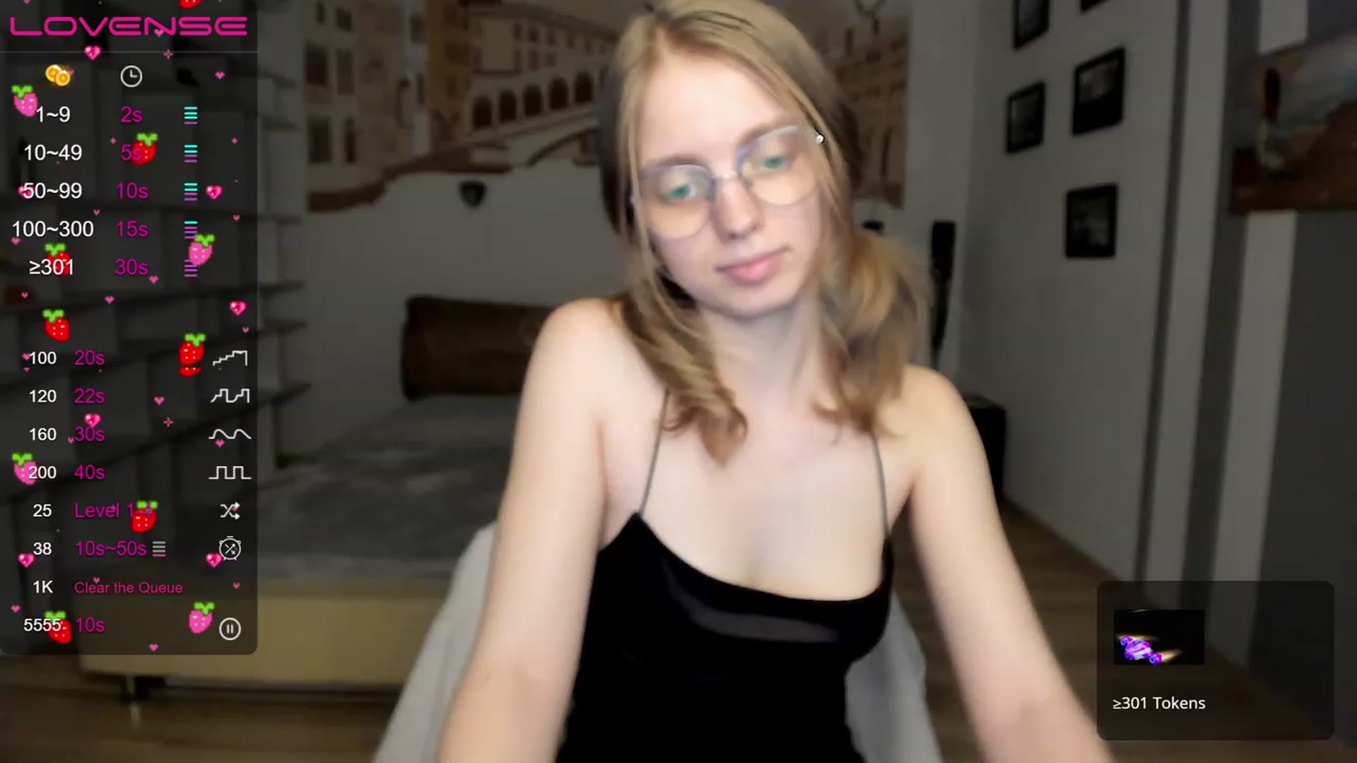Gallery image thumbnail from OliviaWhites's myfreecams stream on, 06/28/2023, 15:47 image 9 of 20