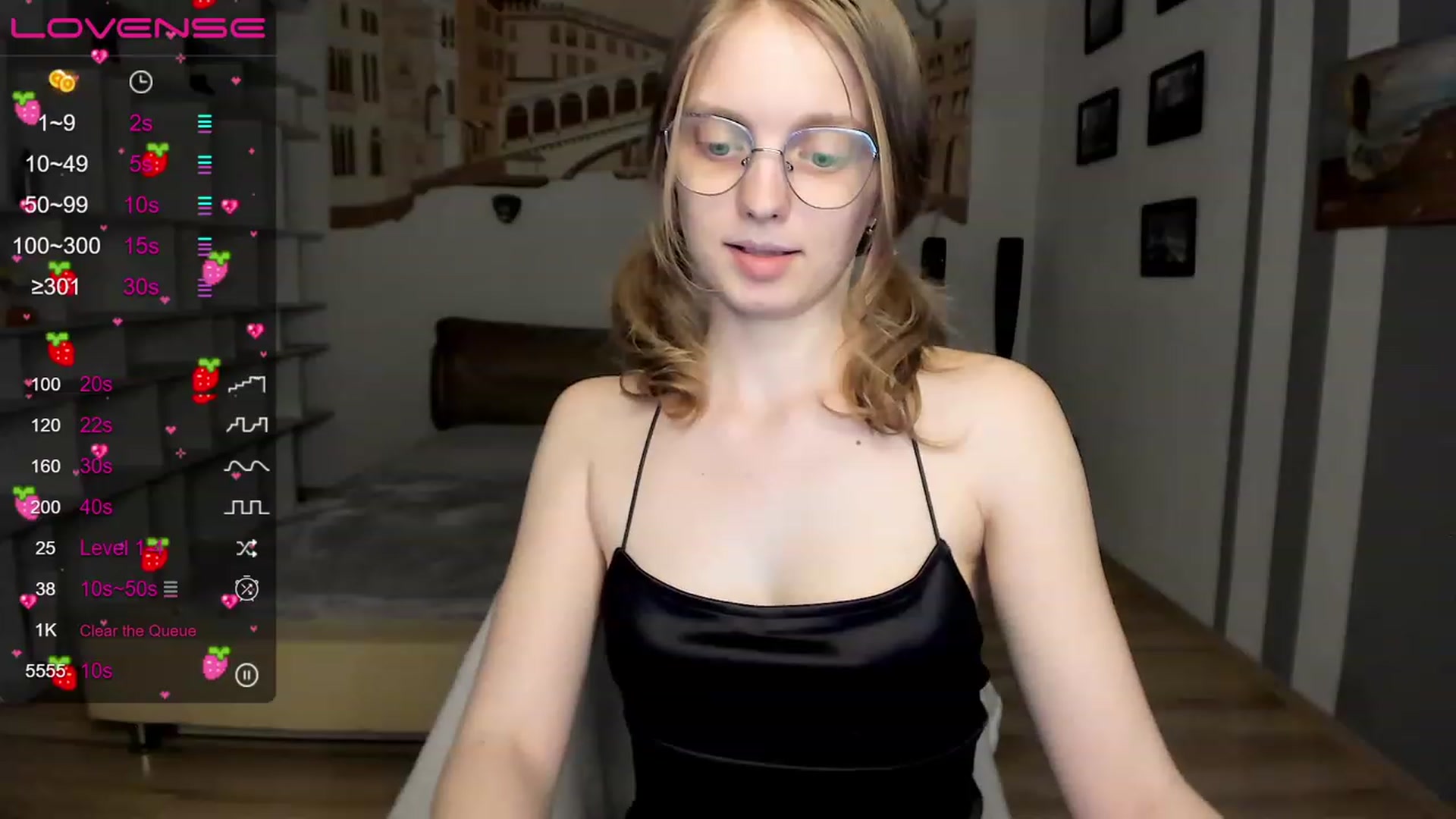 Gallery image thumbnail from OliviaWhites's myfreecams stream on, 06/28/2023, 15:47 image 7 of 20