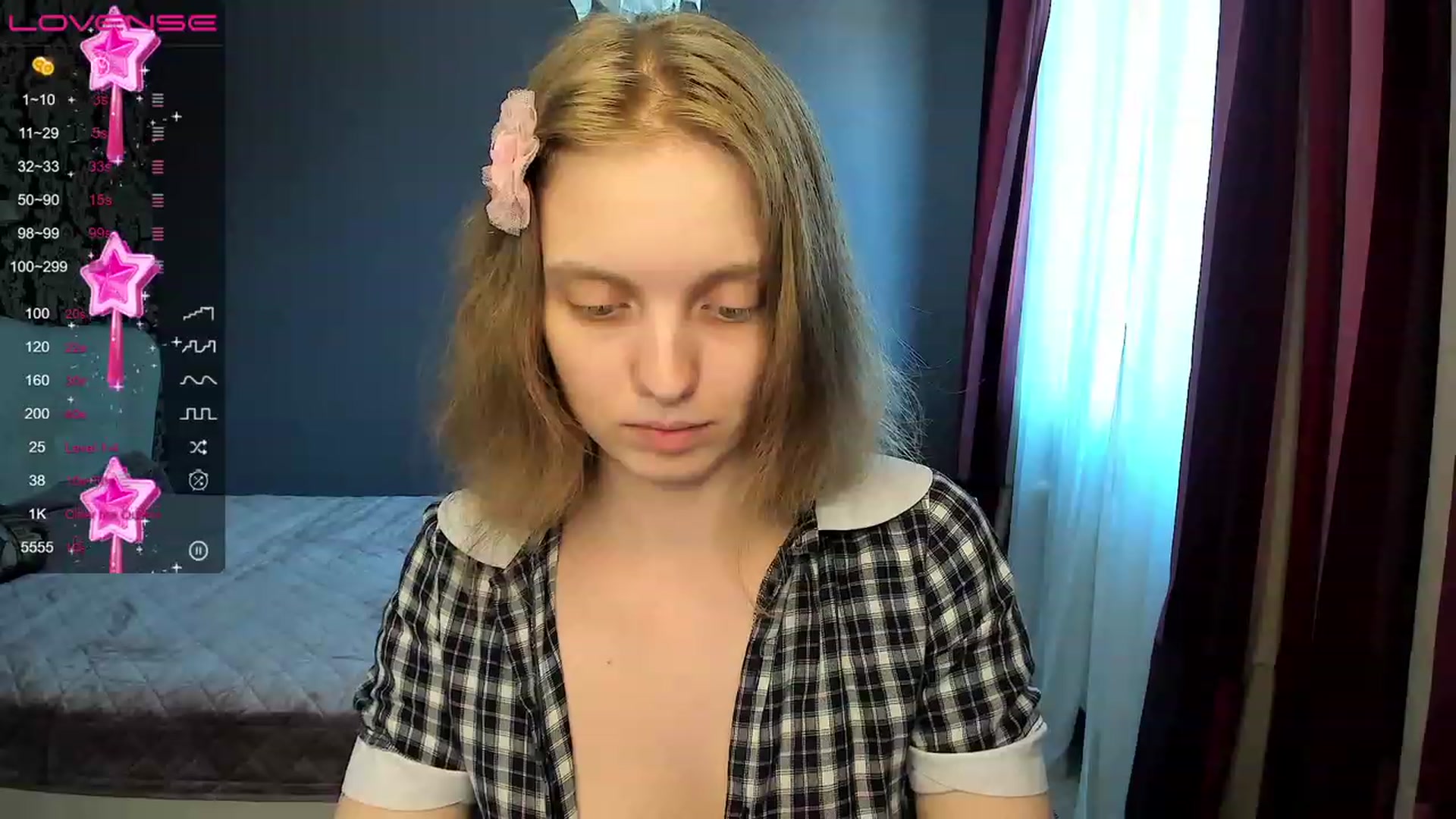 Gallery image thumbnail from OliviaWhites's myfreecams stream on, 07/01/2023, 11:07 image 10 of 20