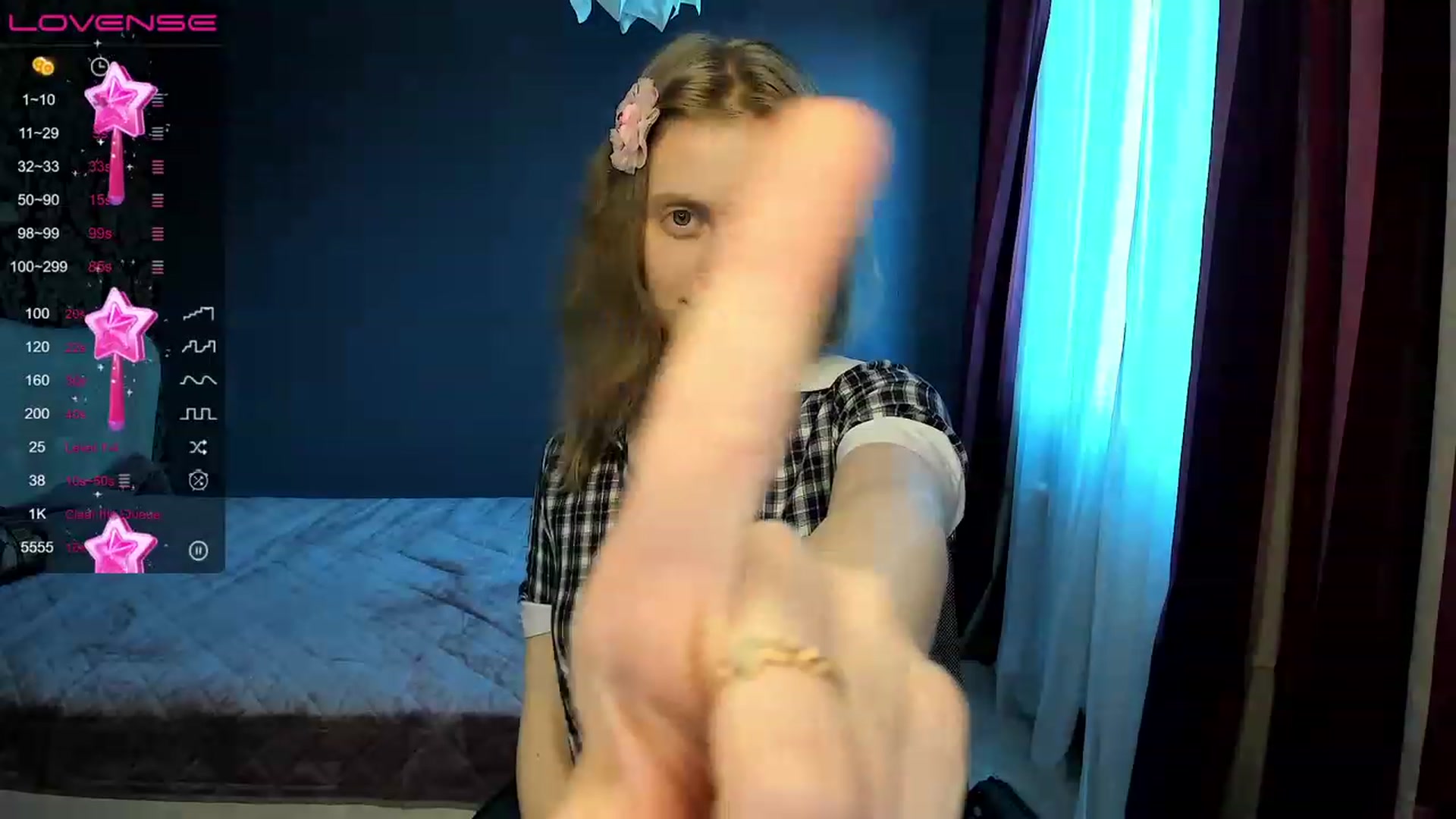 Gallery image thumbnail from OliviaWhites's myfreecams stream on, 07/01/2023, 11:07 image 11 of 20
